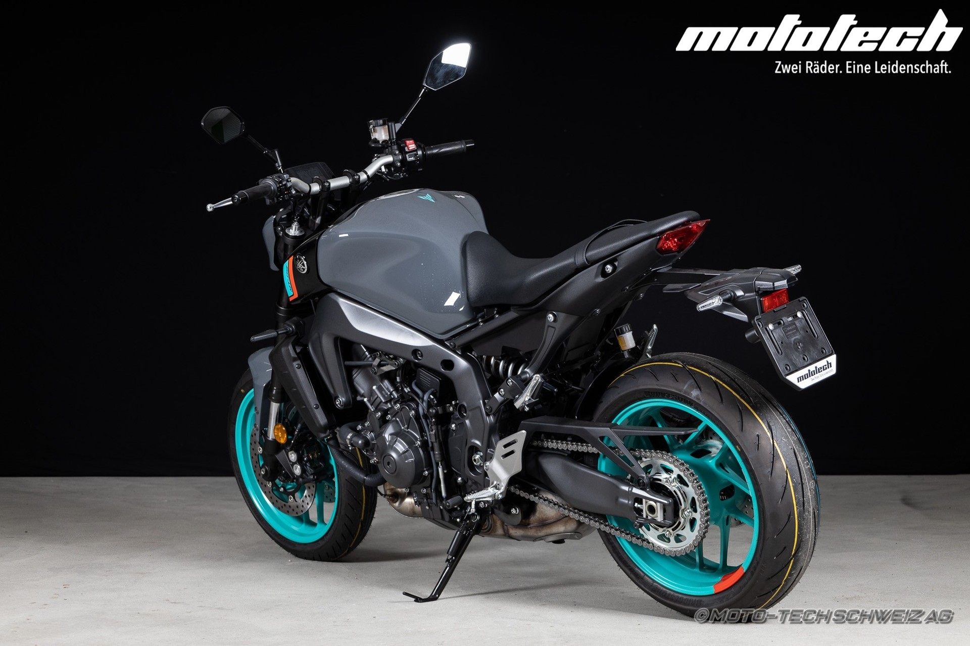 YAMAHA MT-09-image-3