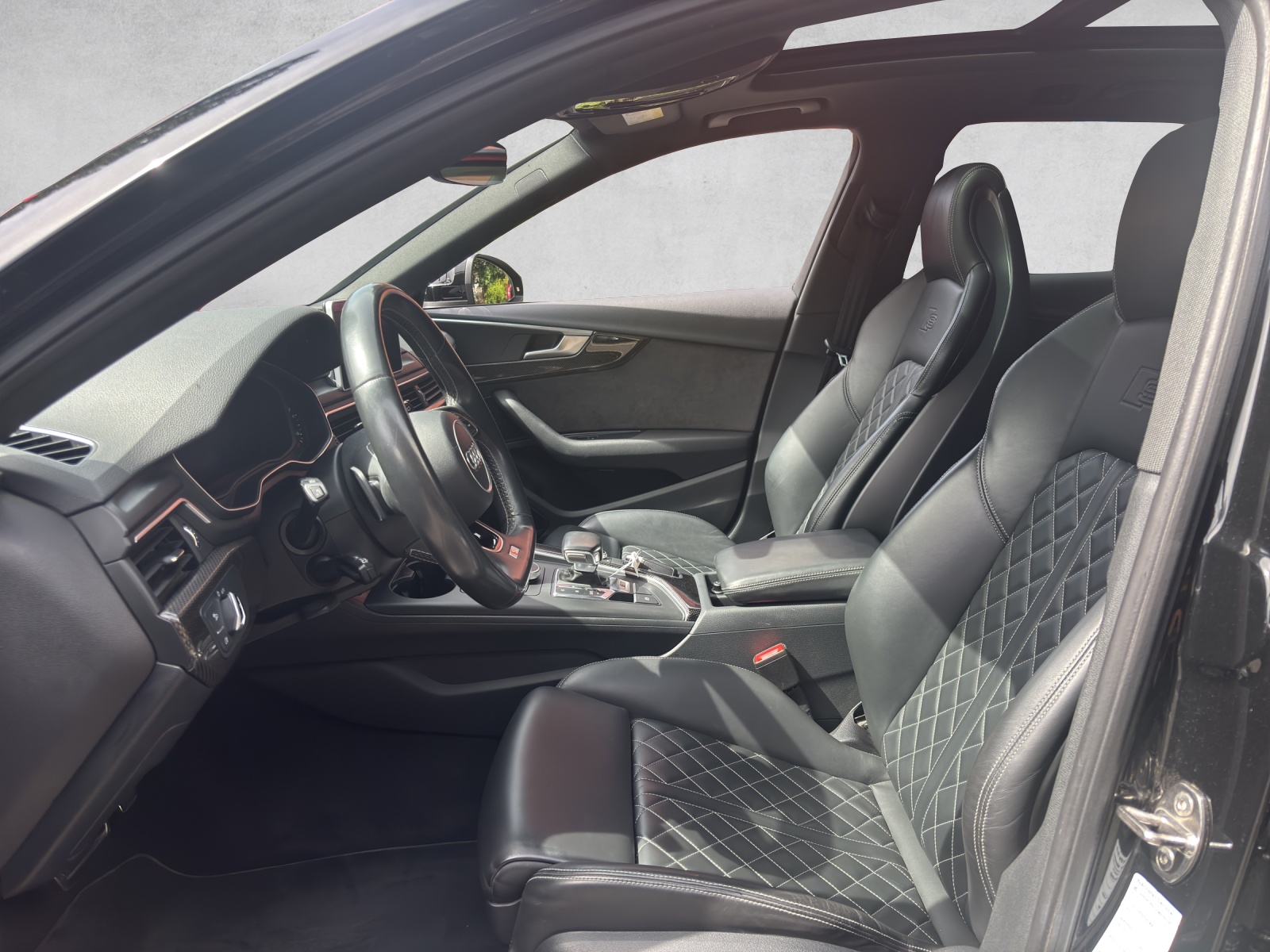 AUDI S4 Avant 3.0 TFSI quattro tiptronic-image-8