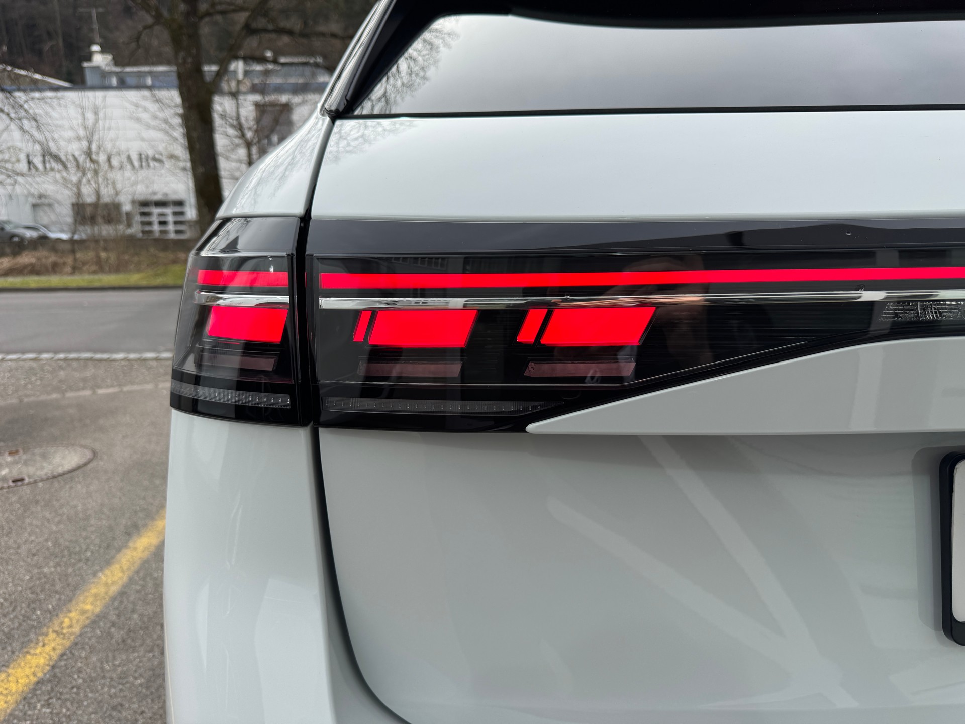 VW Passat Variant 1.5 TSI evo2 Plug-In- Hybrid R-Line DSG-image-29
