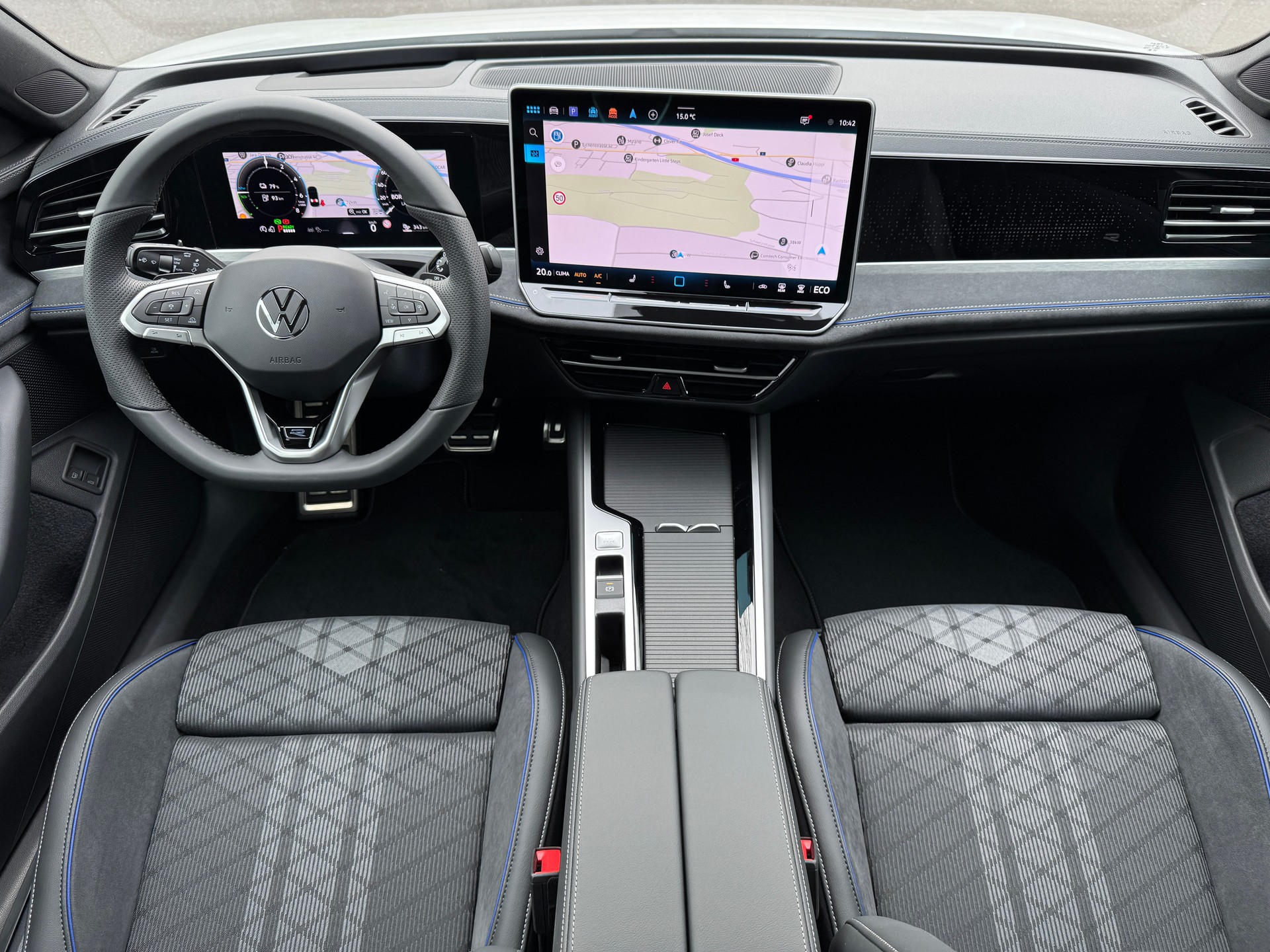 VW Passat Variant 1.5 TSI evo2 Plug-In- Hybrid R-Line DSG-image-8