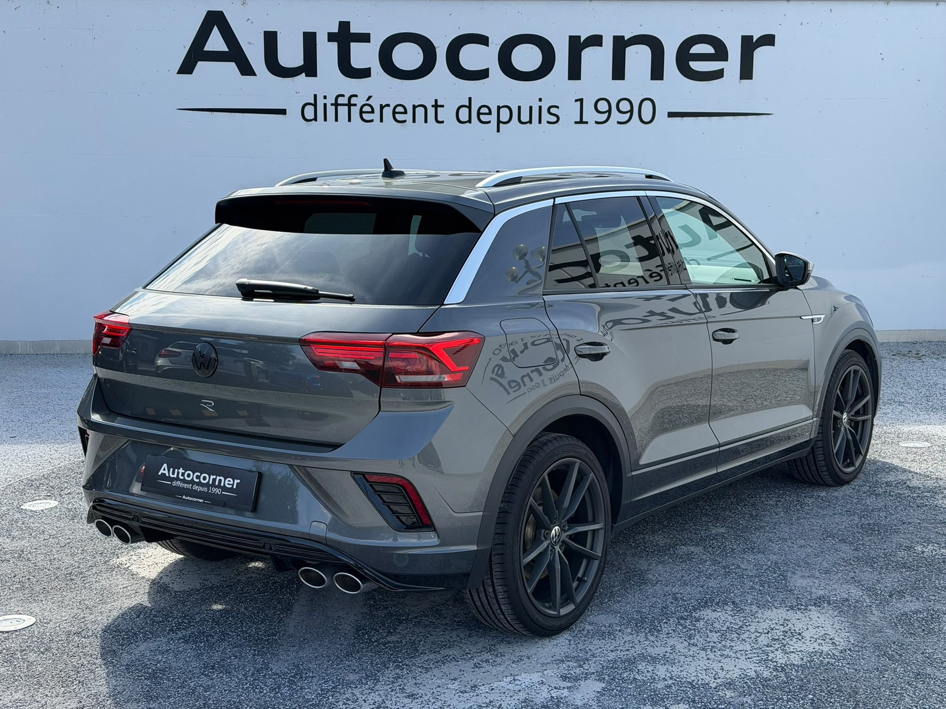 VW T-Roc 2.0 TSI R DSG 4Motion-showroom-element-1