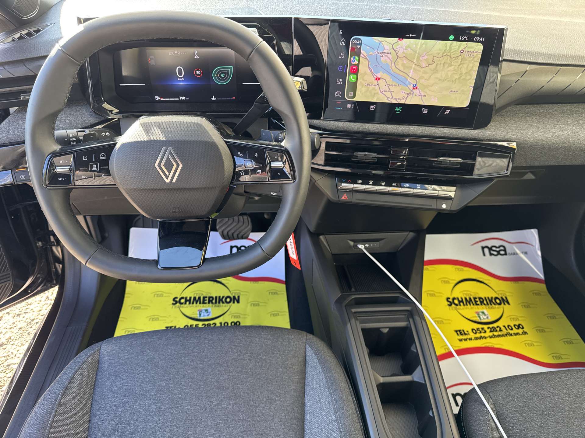 RENAULT Clio 1.2 TCe Evolution NEUES MODELL EDC-Automat-image-12