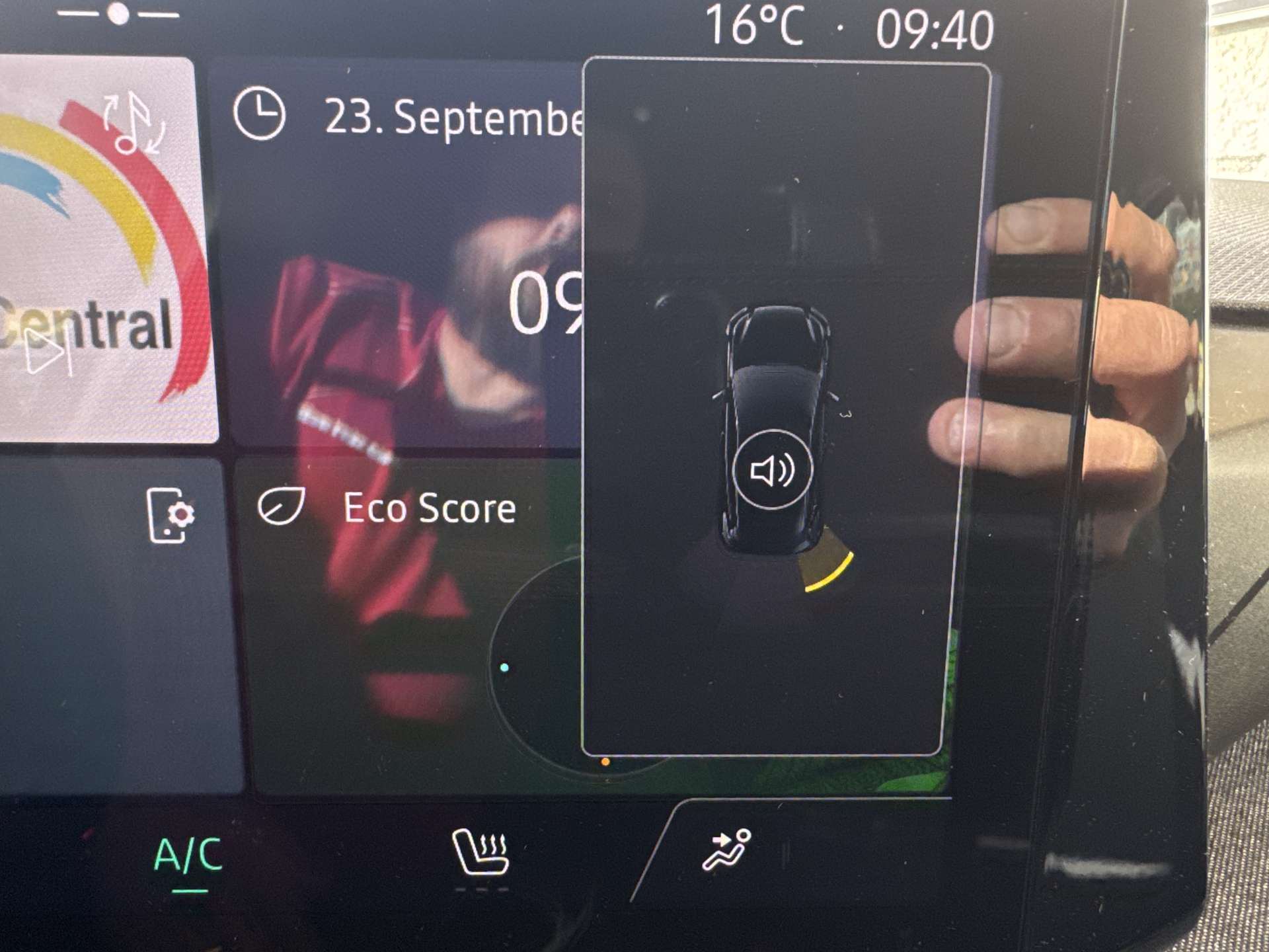 RENAULT Clio 1.2 TCe Evolution NEUES MODELL EDC-Automat-image-10