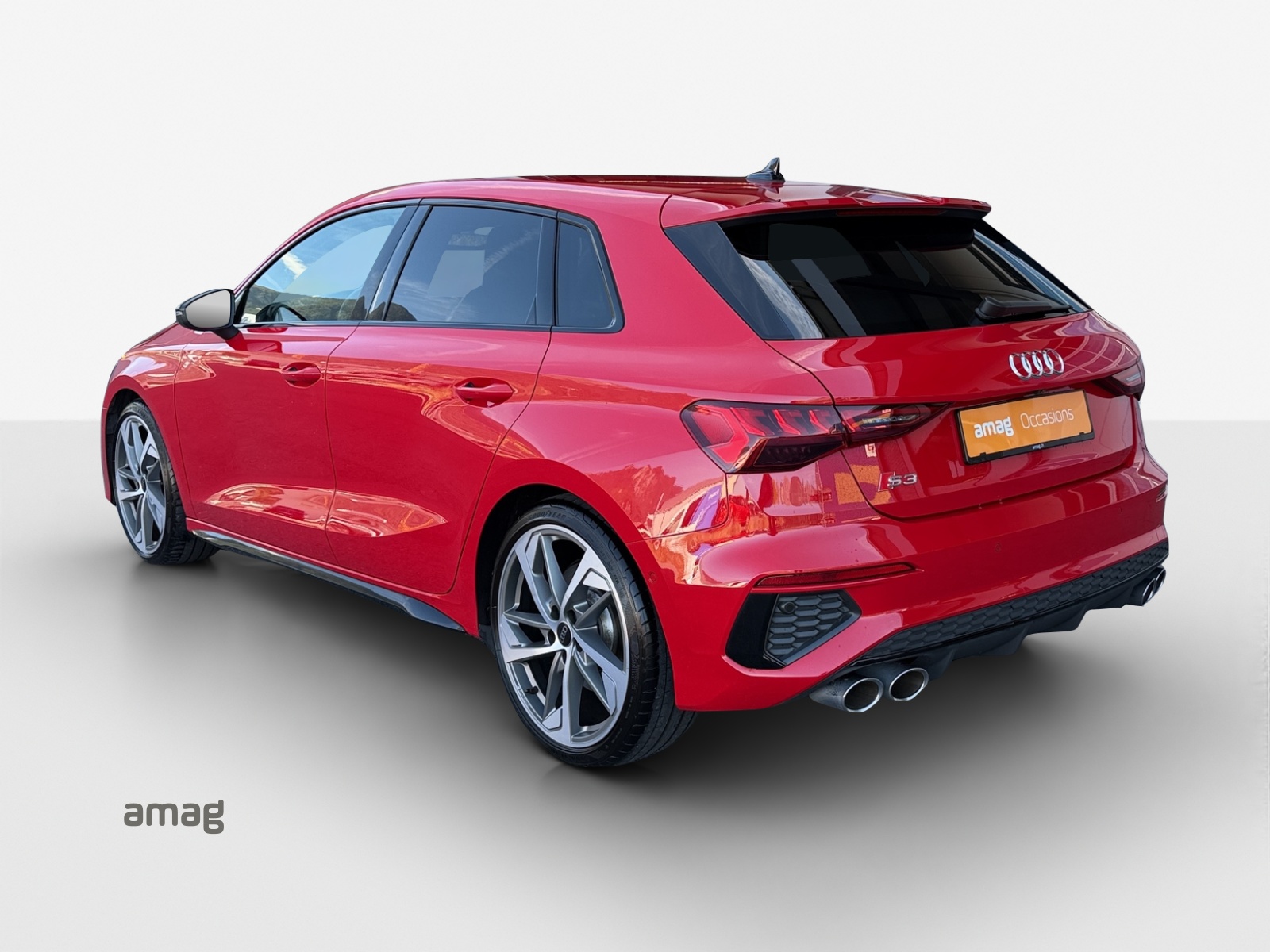 AUDI S3 Sportback 2.0 TFSI quattro S-tronic-showroom-element-2