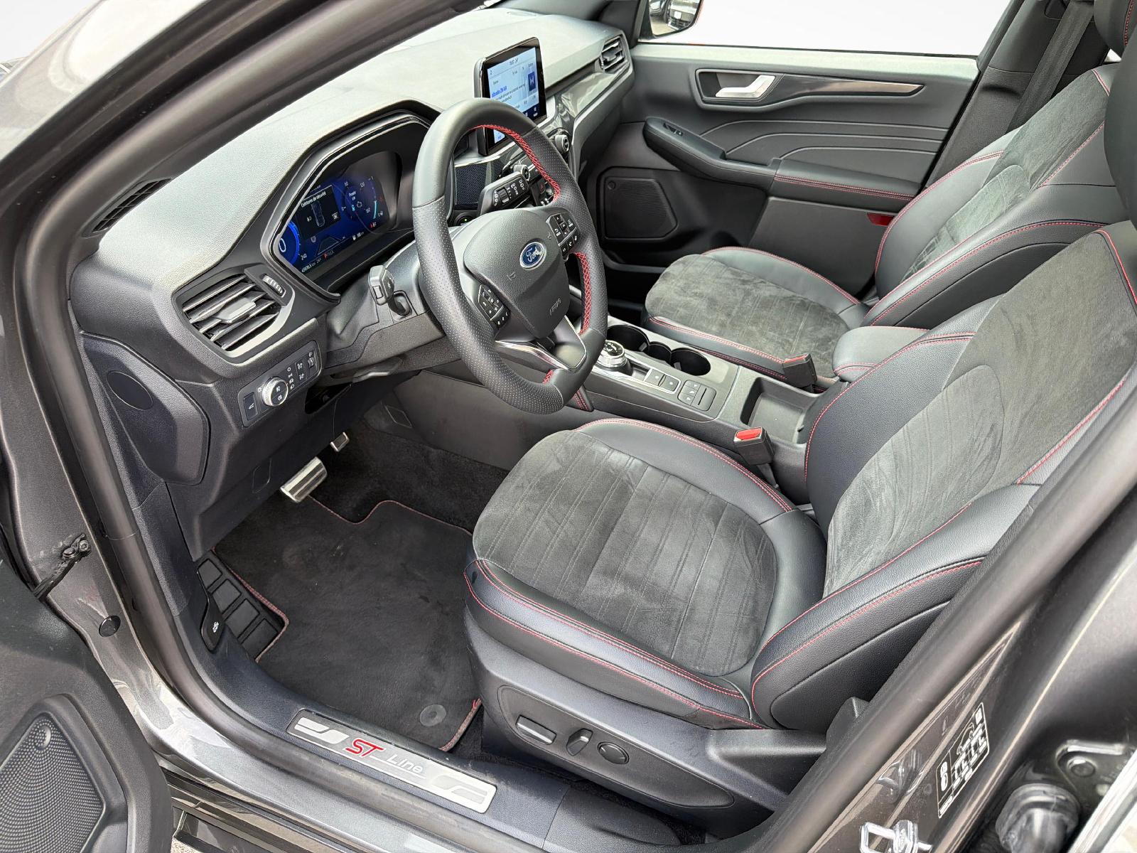FORD Kuga 2.5 Hybrid ST-Line X 4x4-image-8