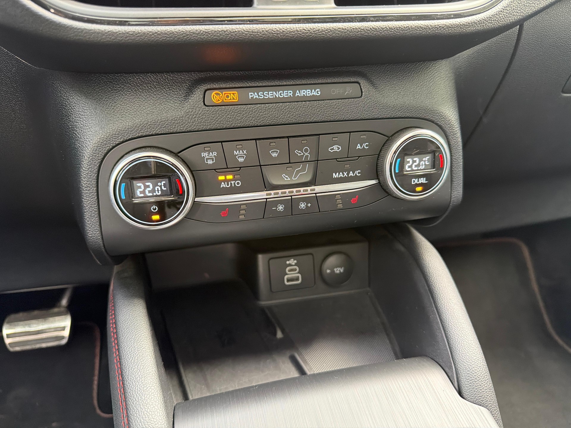 FORD Kuga 2.5 Hybrid ST-Line X 4x4-image-14