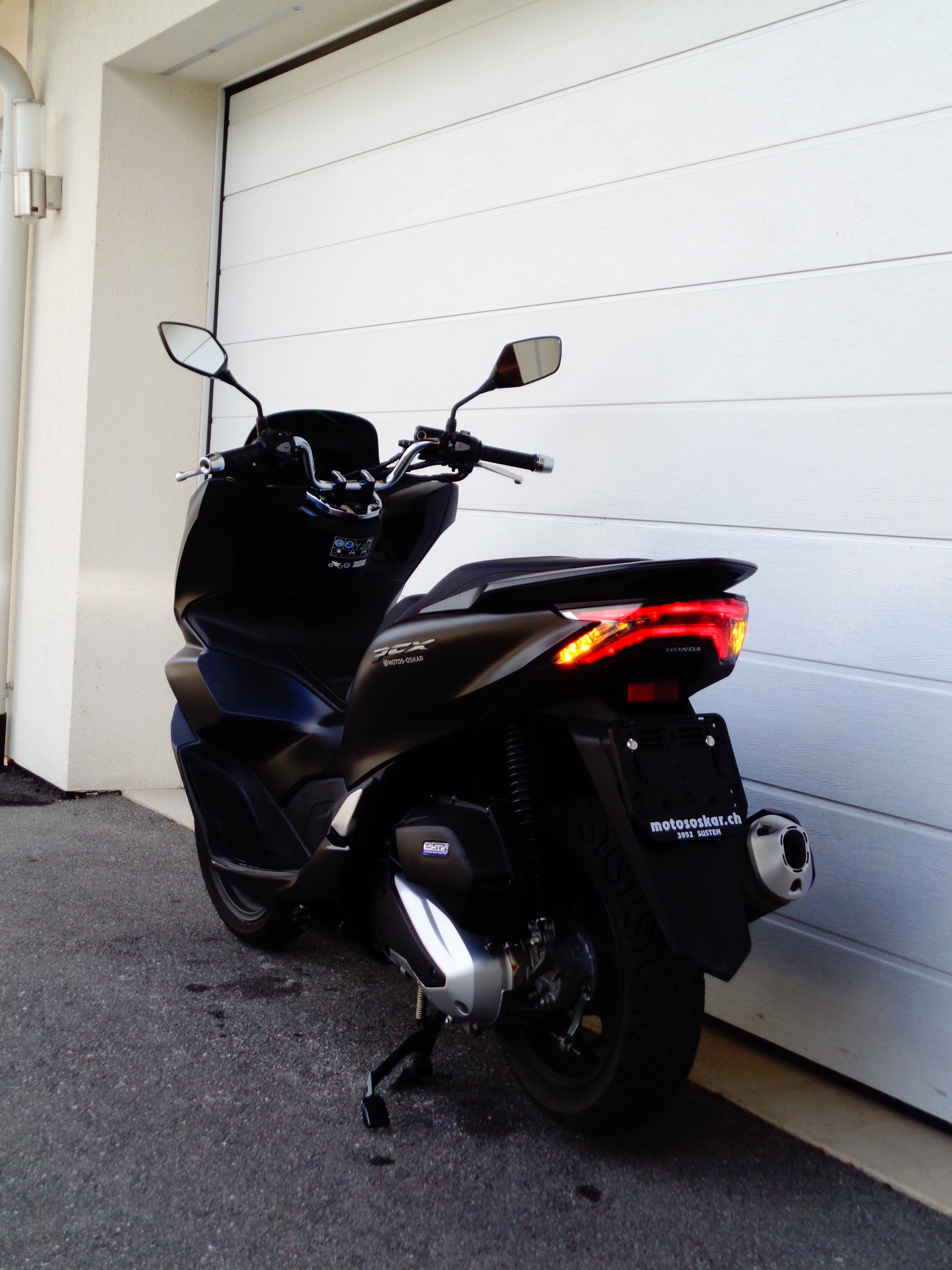 HONDA PCX 125 i ABS-TC-image-10