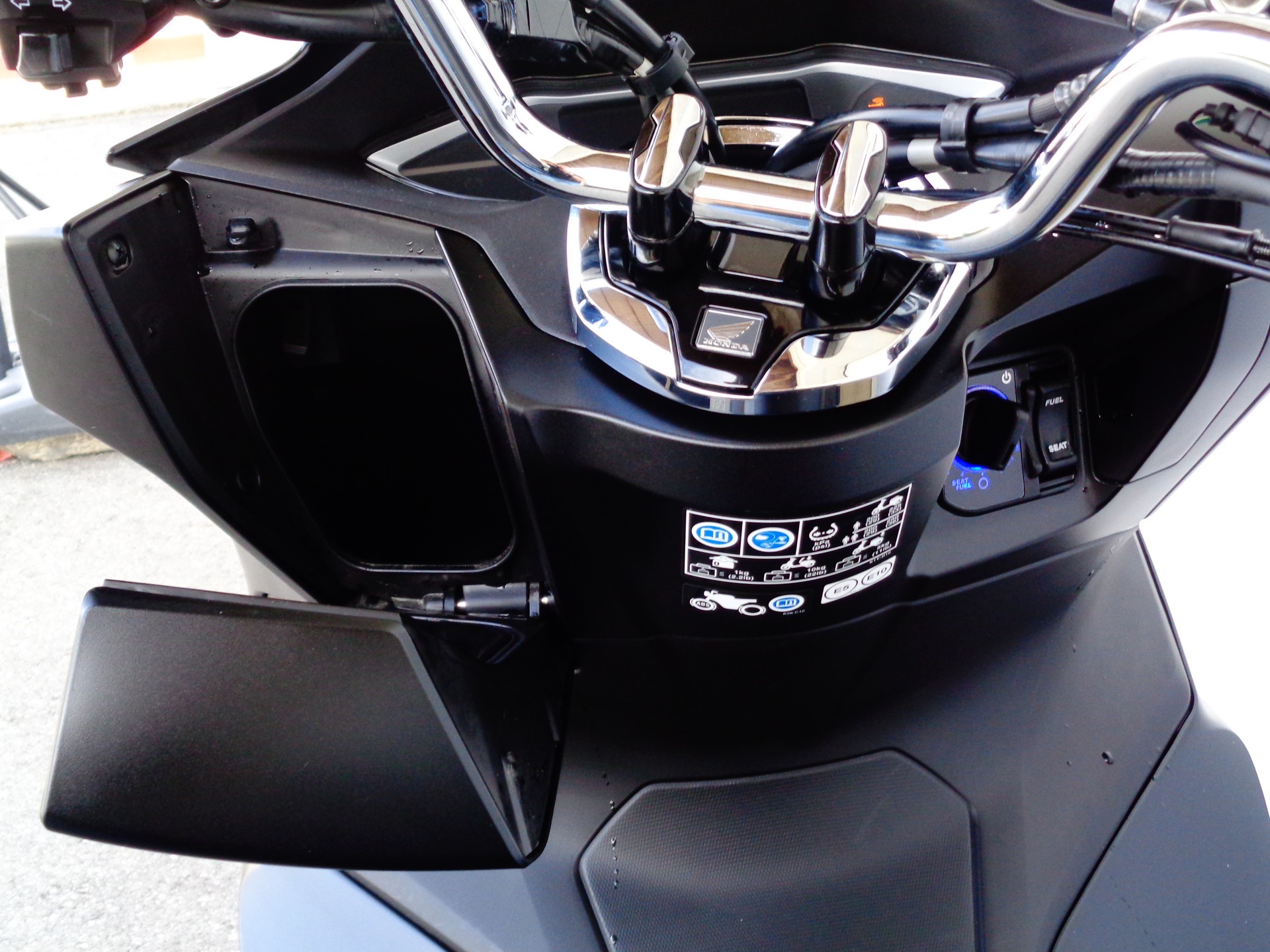 HONDA PCX 125 i ABS-TC-image-6
