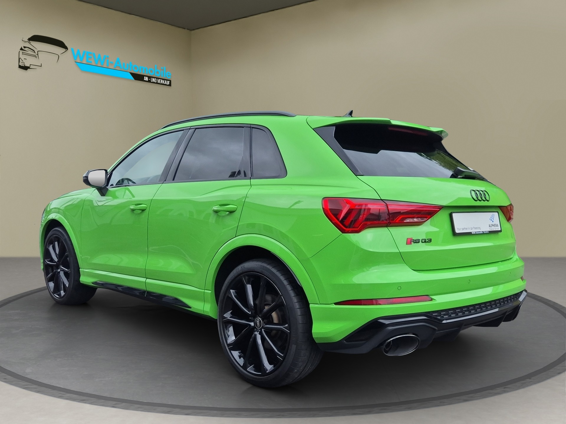 AUDI RS Q3 2.5 TFSI quattro S tronic-showroom-element-2