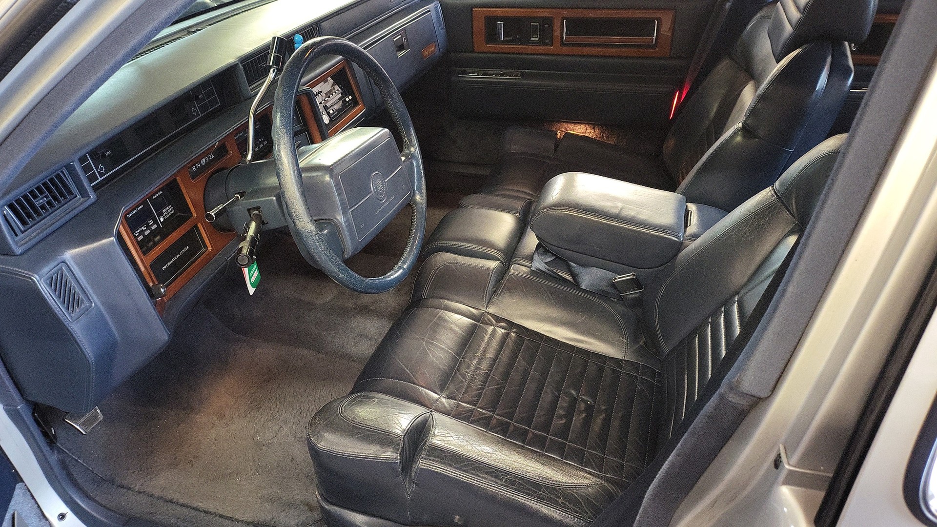 CADILLAC Deville 4.5 - Fleetwood Sixty Special-image-3