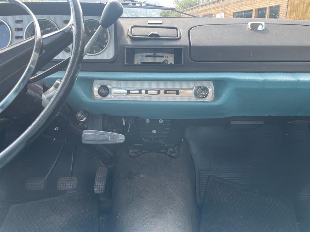 PEUGEOT 404 1.6-image-12