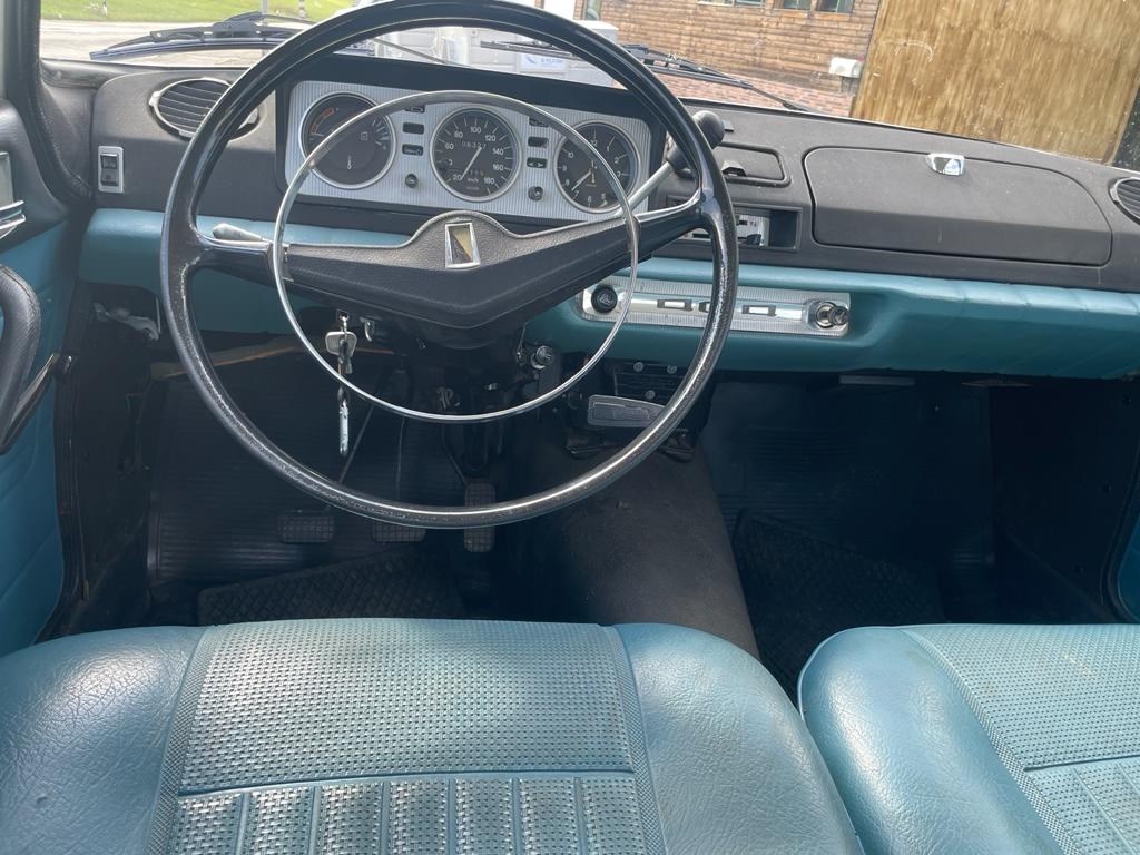 PEUGEOT 404 1.6-image-8