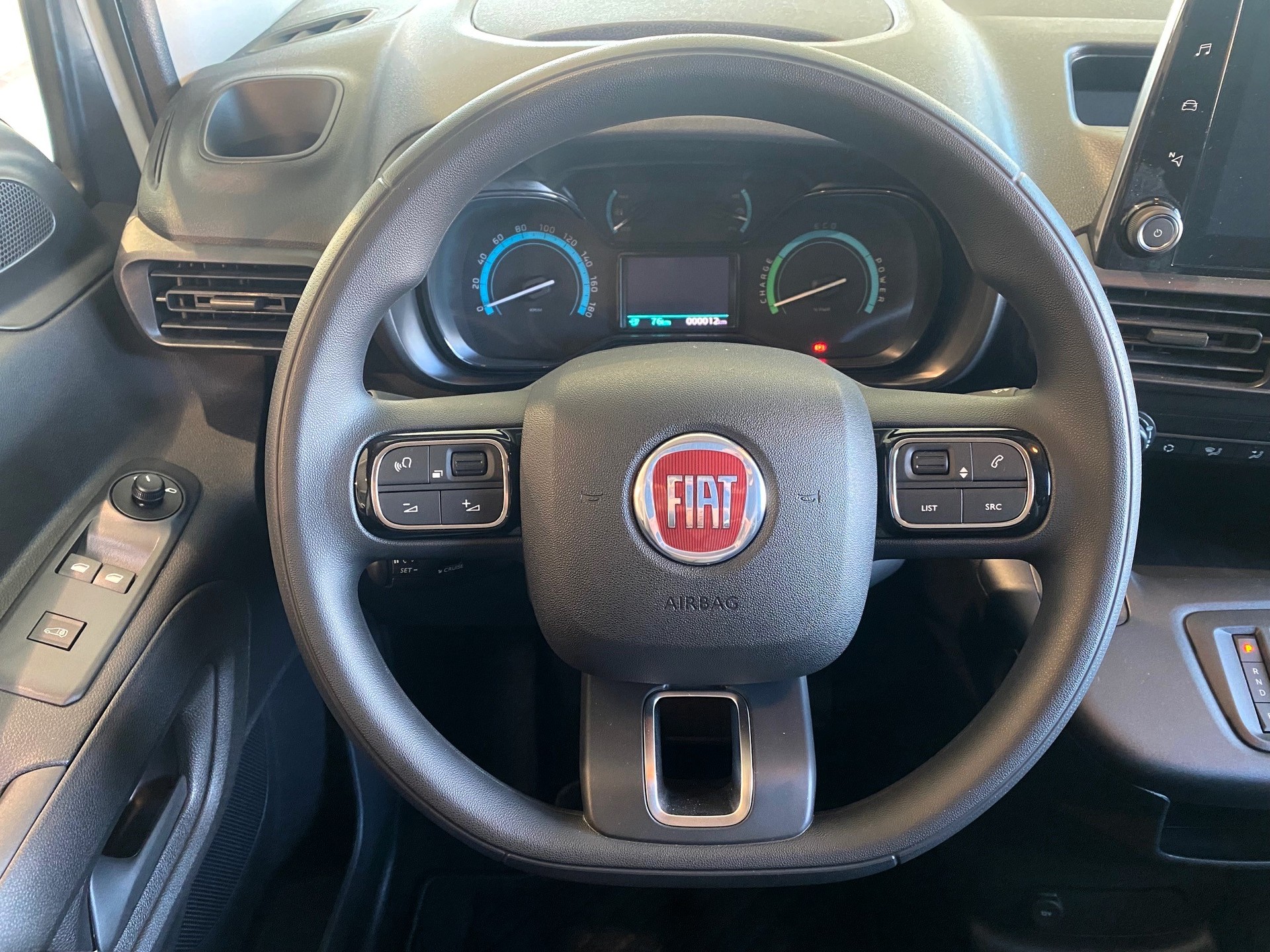 FIAT E-Doblo L1 50kWh 800kg Swiss Plus-image-9