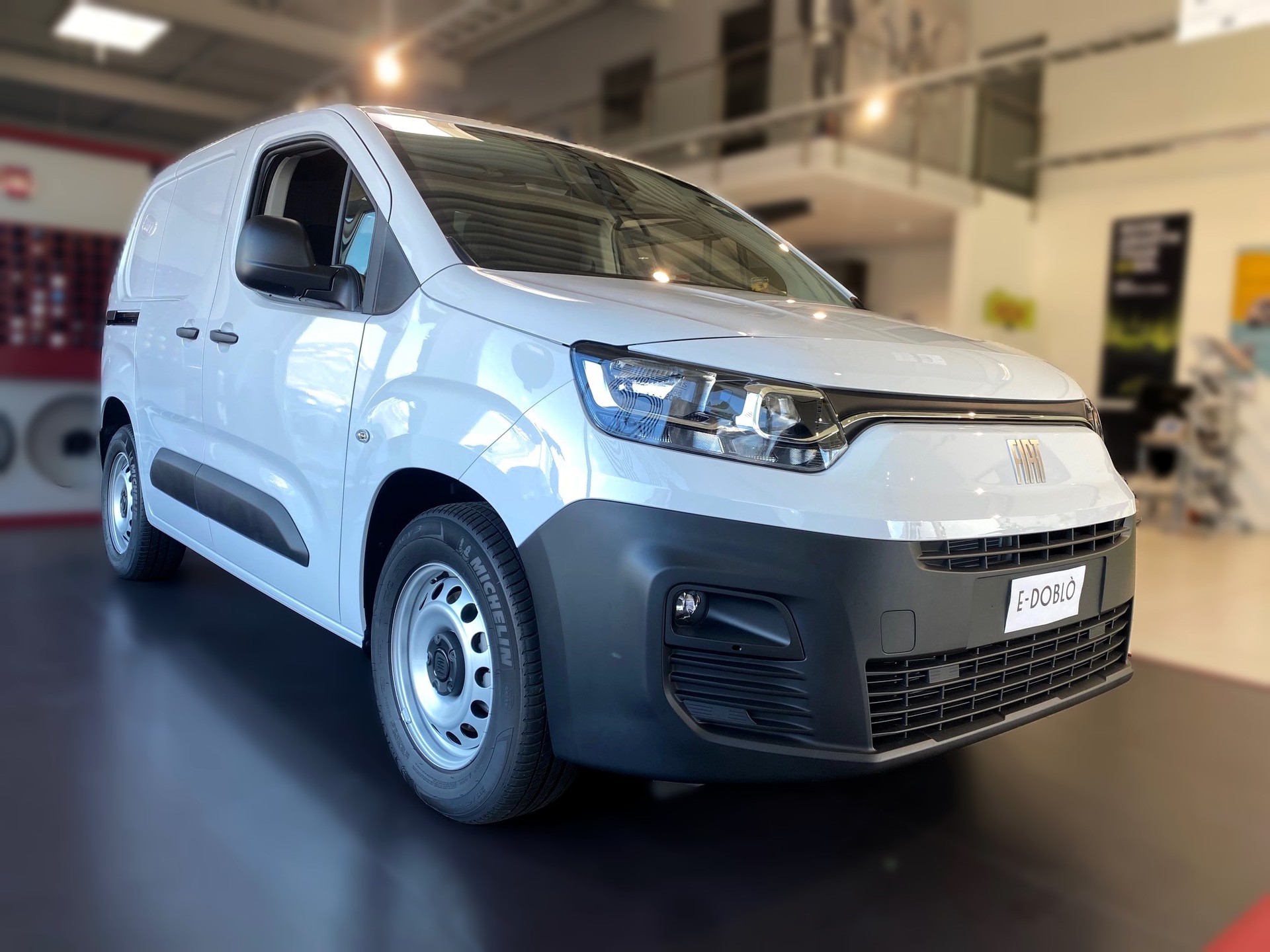FIAT E-Doblo L1 50kWh 800kg Swiss Plus-image-5