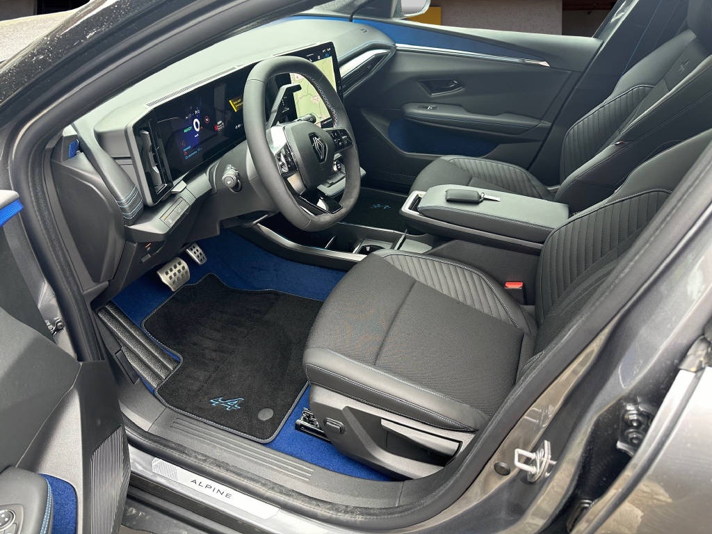 RENAULT Scénic E-Tech esprit Alpine-image-9