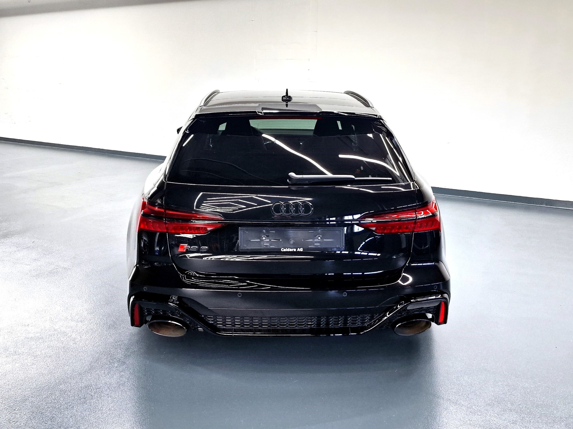 AUDI RS6 Avant 4.0 V8 TFSI quattro T-Tronic-image-7