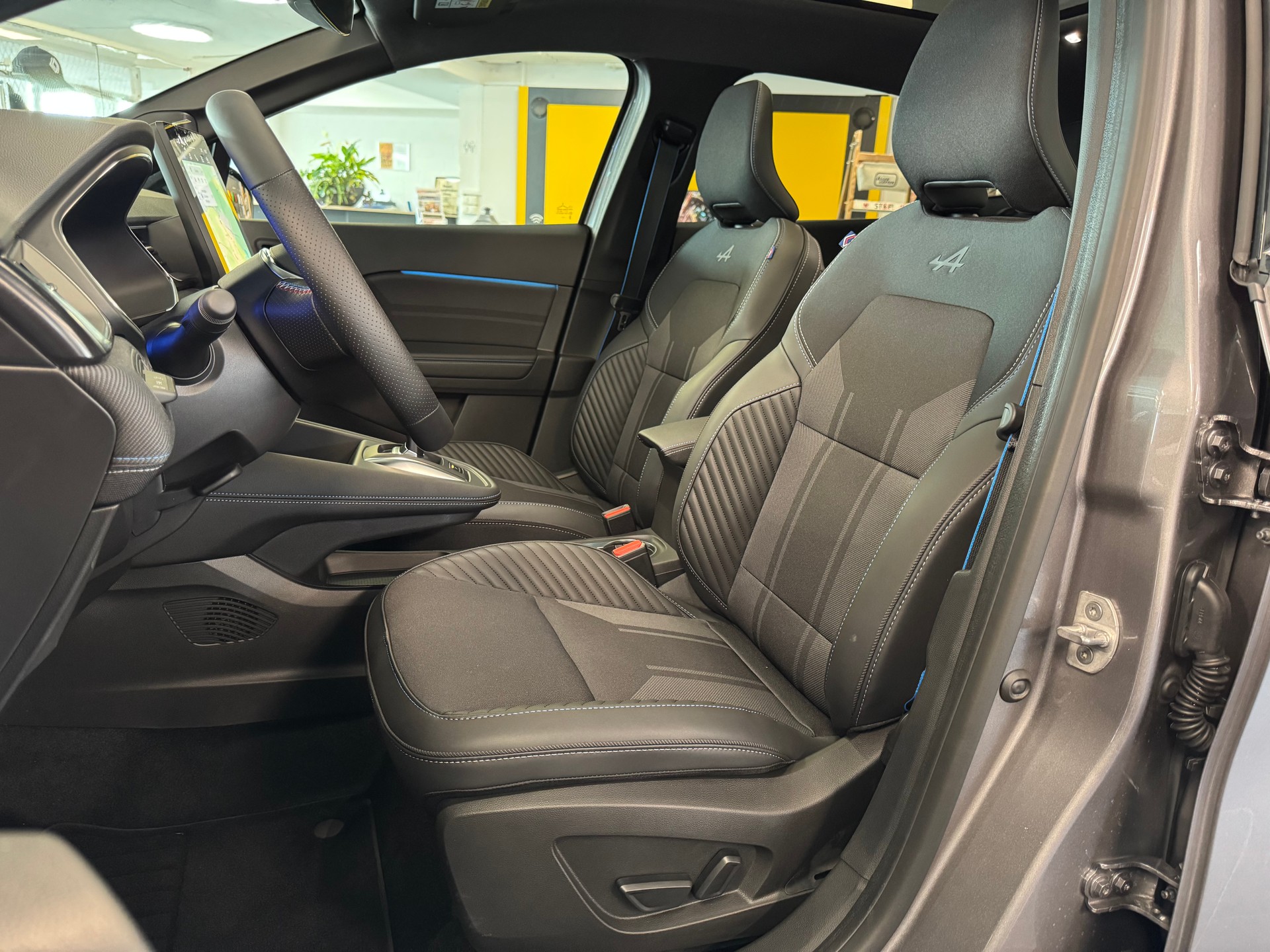 RENAULT SYMBIOZ FULL HYBRID E-TECH esprit Alpine full hybrid E-Tech 160-image-11