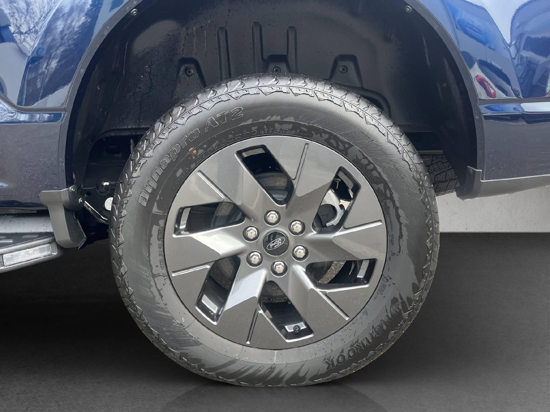 FORD F-150 Lightning DKab.Pick-up 98 kWh Lariat Launch Edition-image-23