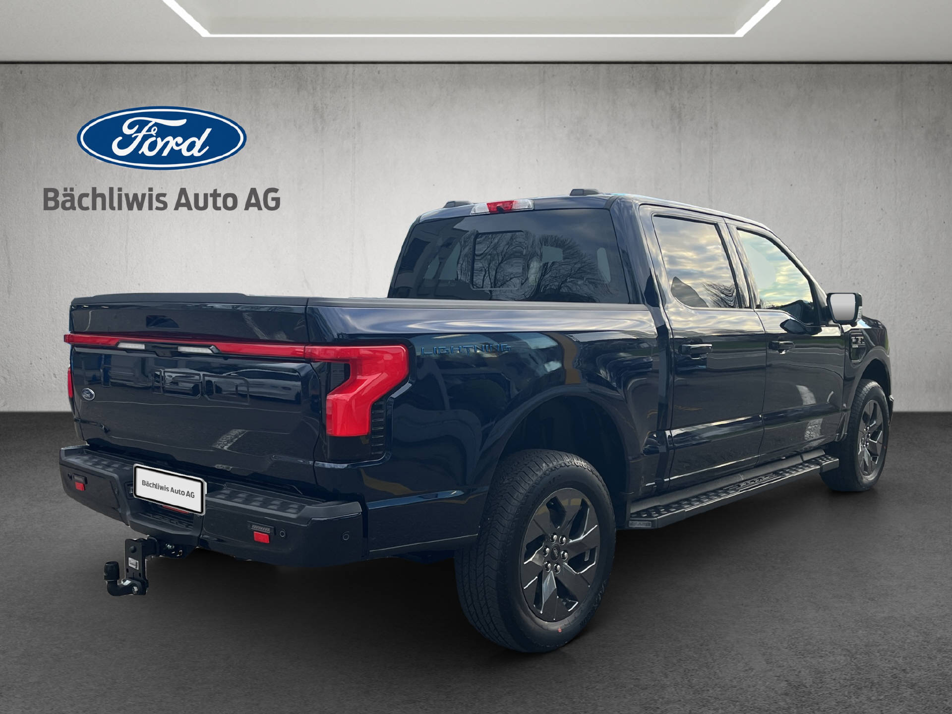 FORD F-150 Lightning DKab.Pick-up 98 kWh Lariat Launch Edition-image-4