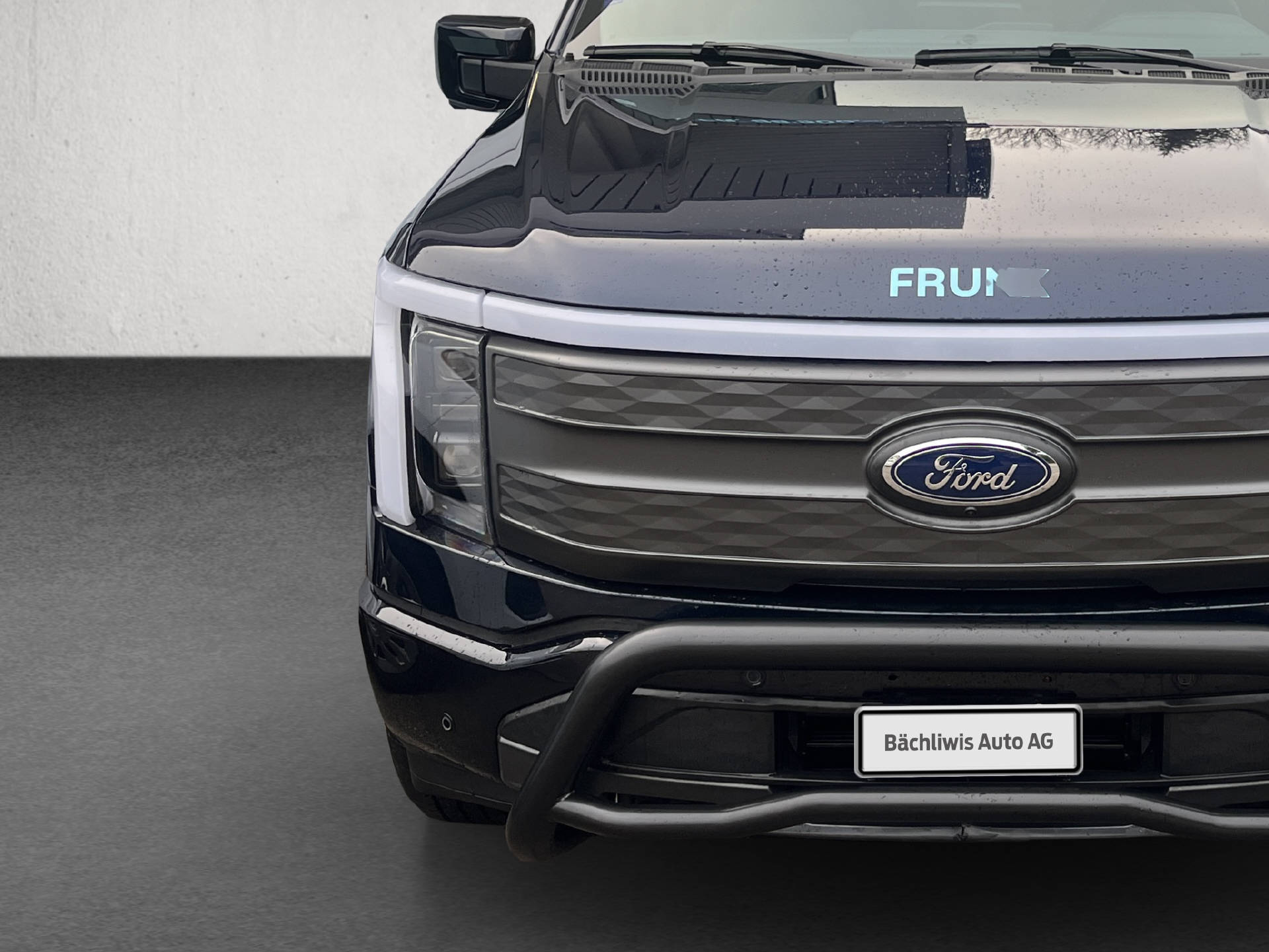 FORD F-150 Lightning DKab.Pick-up 98 kWh Lariat Launch Edition-image-8