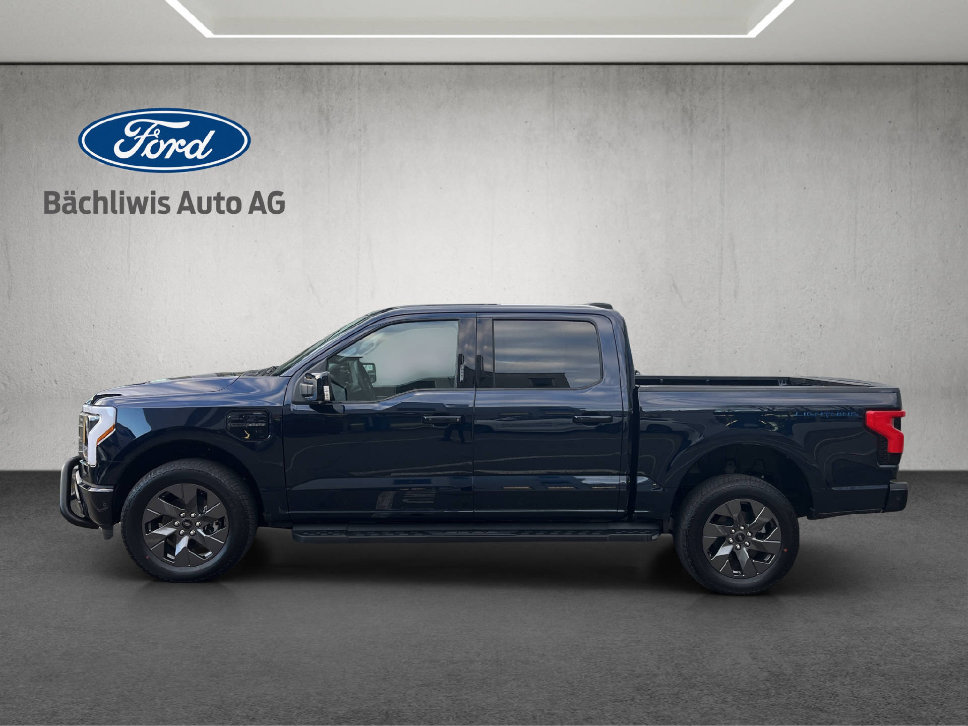 FORD F-150 Lightning DKab.Pick-up 98 kWh Lariat Launch Edition-showroom-element-1