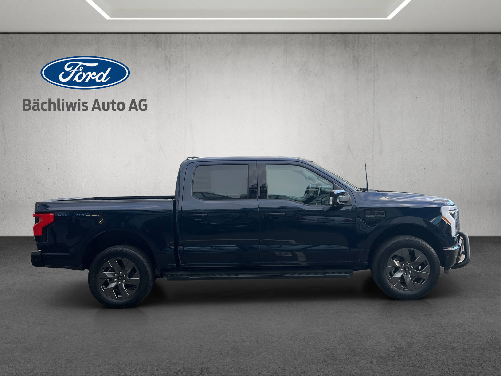 FORD F-150 Lightning DKab.Pick-up 98 kWh Lariat Launch Edition-image-5