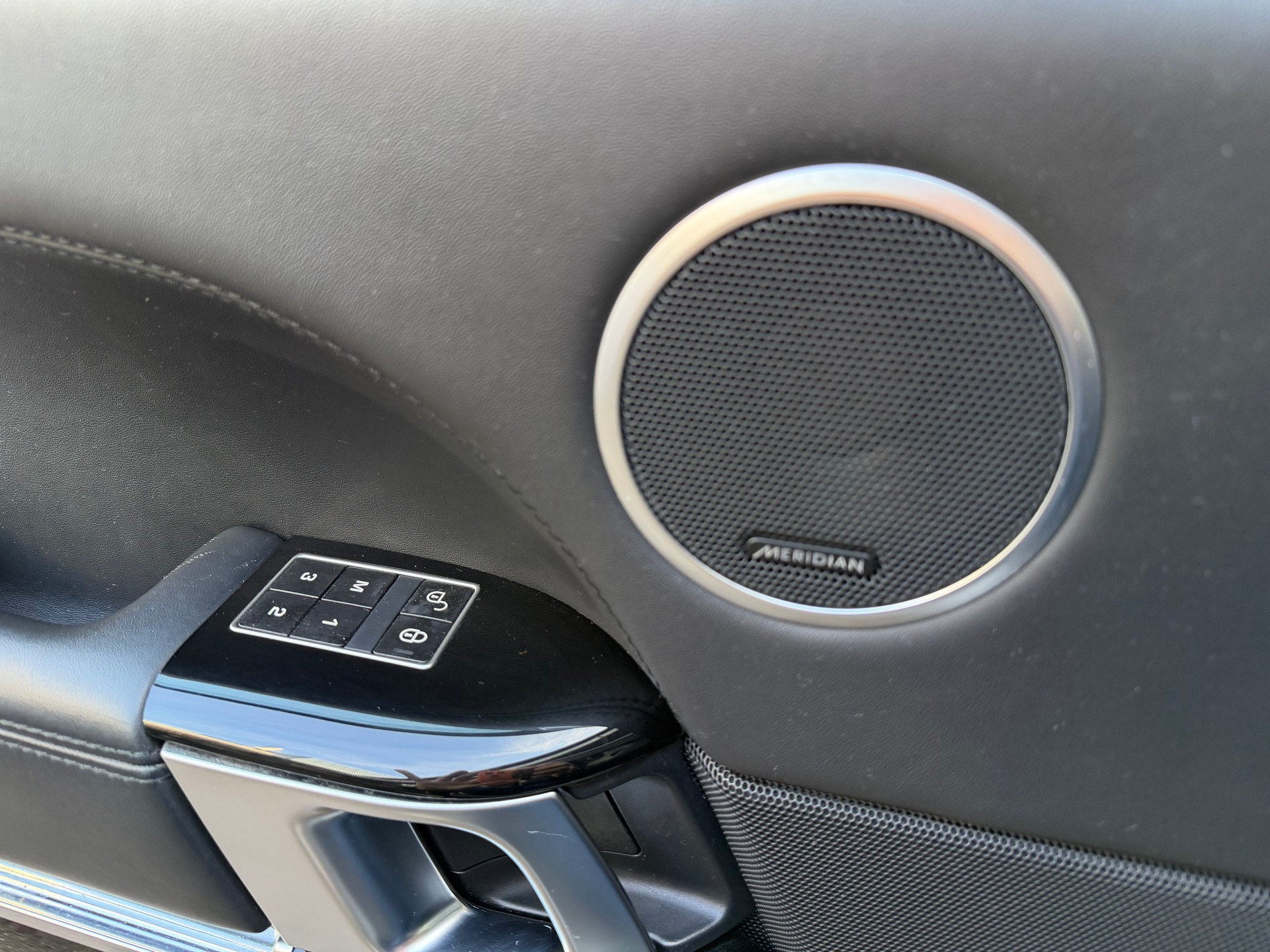 LAND ROVER Range Rover 4.4 SDV8 Vogue Automatic-image-19