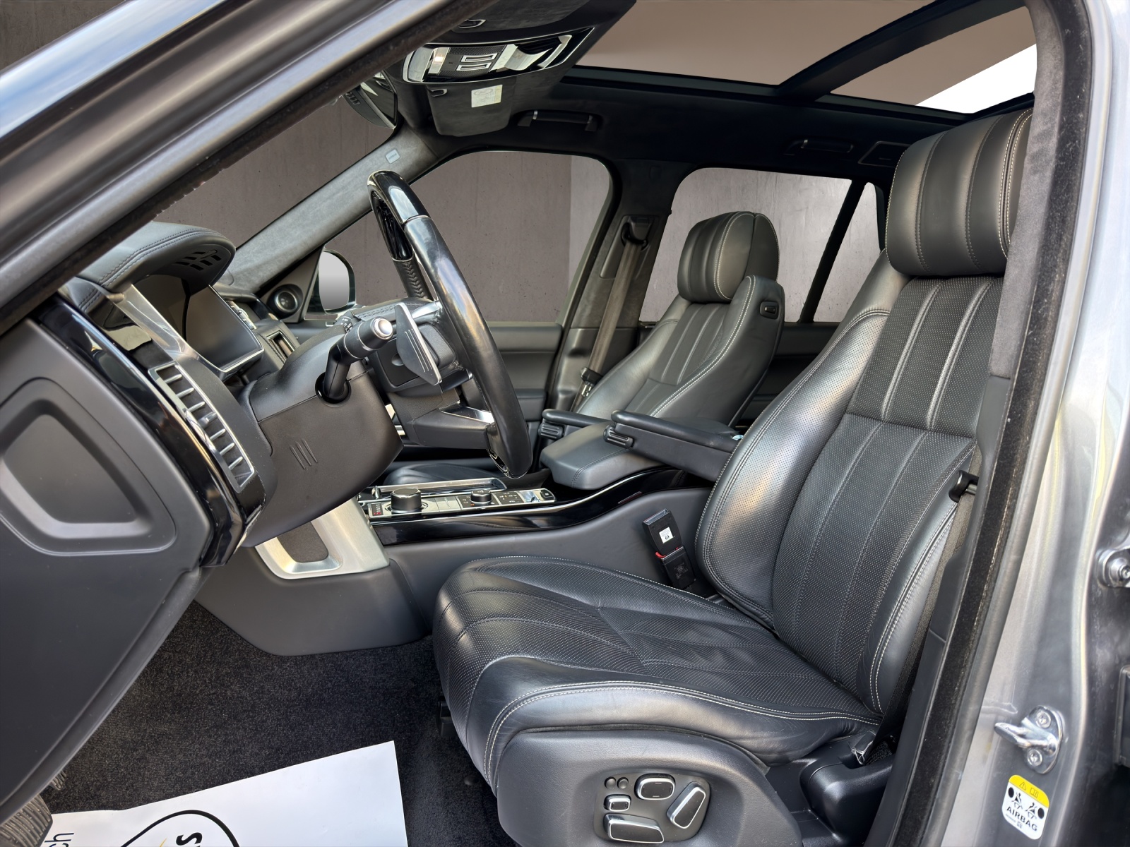 LAND ROVER Range Rover 4.4 SDV8 Vogue Automatic-image-5
