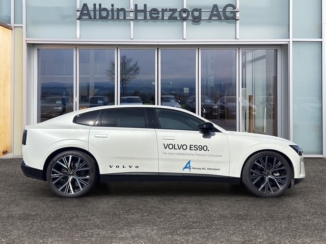 VOLVO ES90 Ultra-showroom-element-1