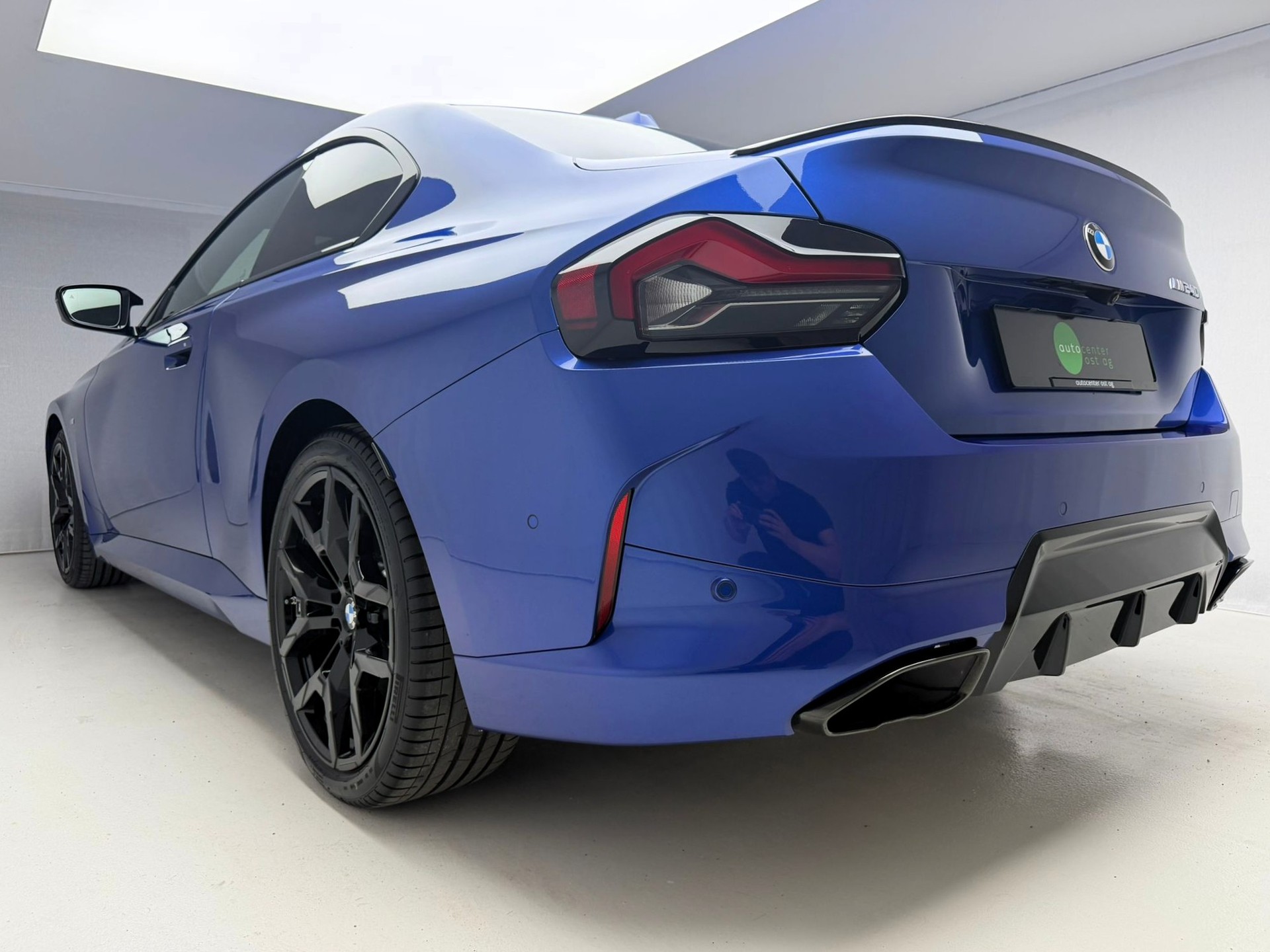 BMW M240i xDrive M Sport Pro Steptronic-image-8
