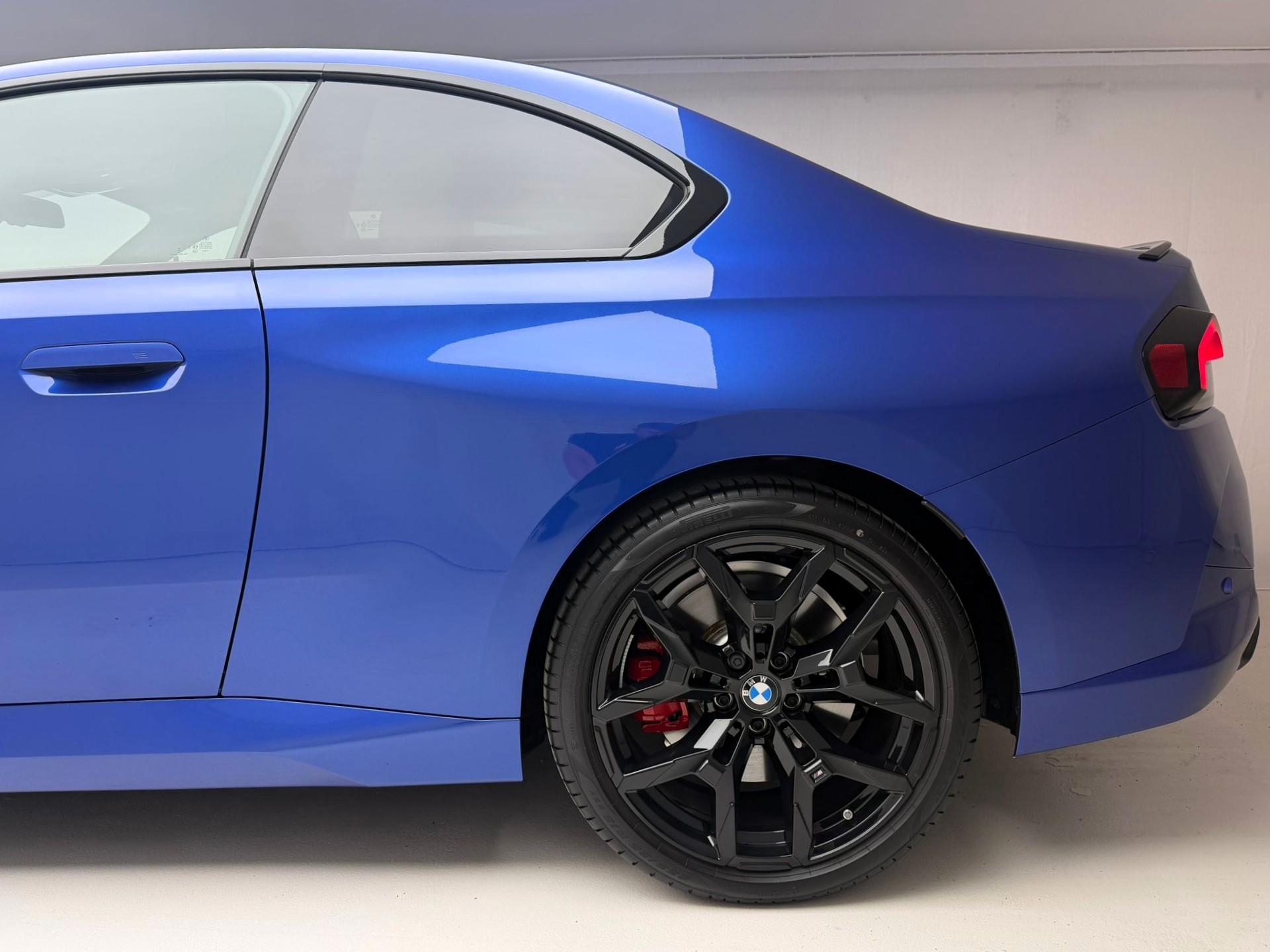 BMW M240i xDrive M Sport Pro Steptronic-image-11