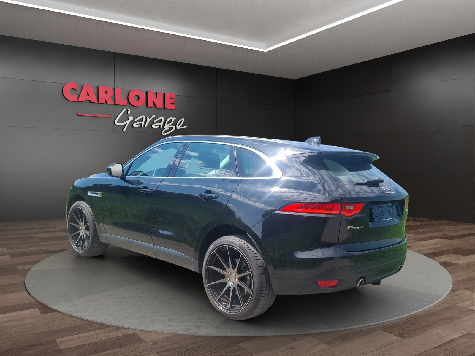 JAGUAR F-Pace 3.0 V6 D Prestige AWD 22 Zoll-image-4