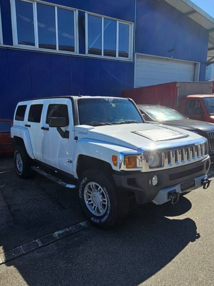 HUMMER H3 3.7 Standard Automatic-showroom-element-1