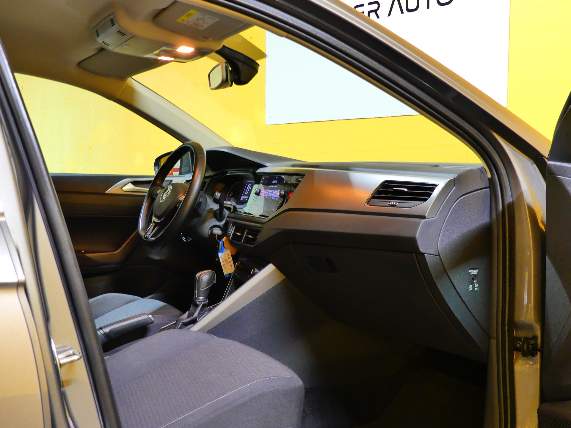 VW Polo 1.0 TSI BMT Highline DSG-image-9