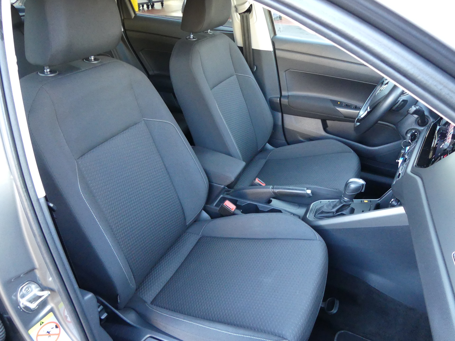 VW Polo 1.0 TSI BMT Highline DSG-image-13