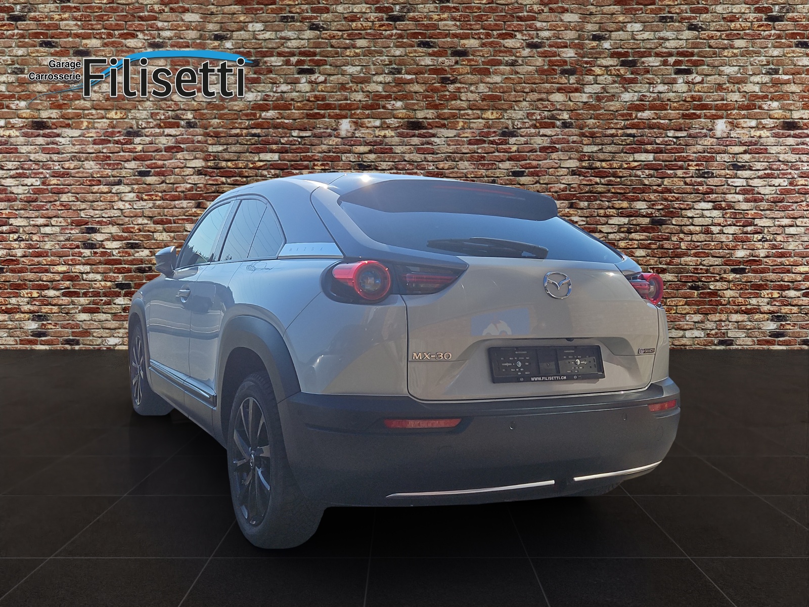 MAZDA MX-30 e-Skyactiv Revolution-image-6