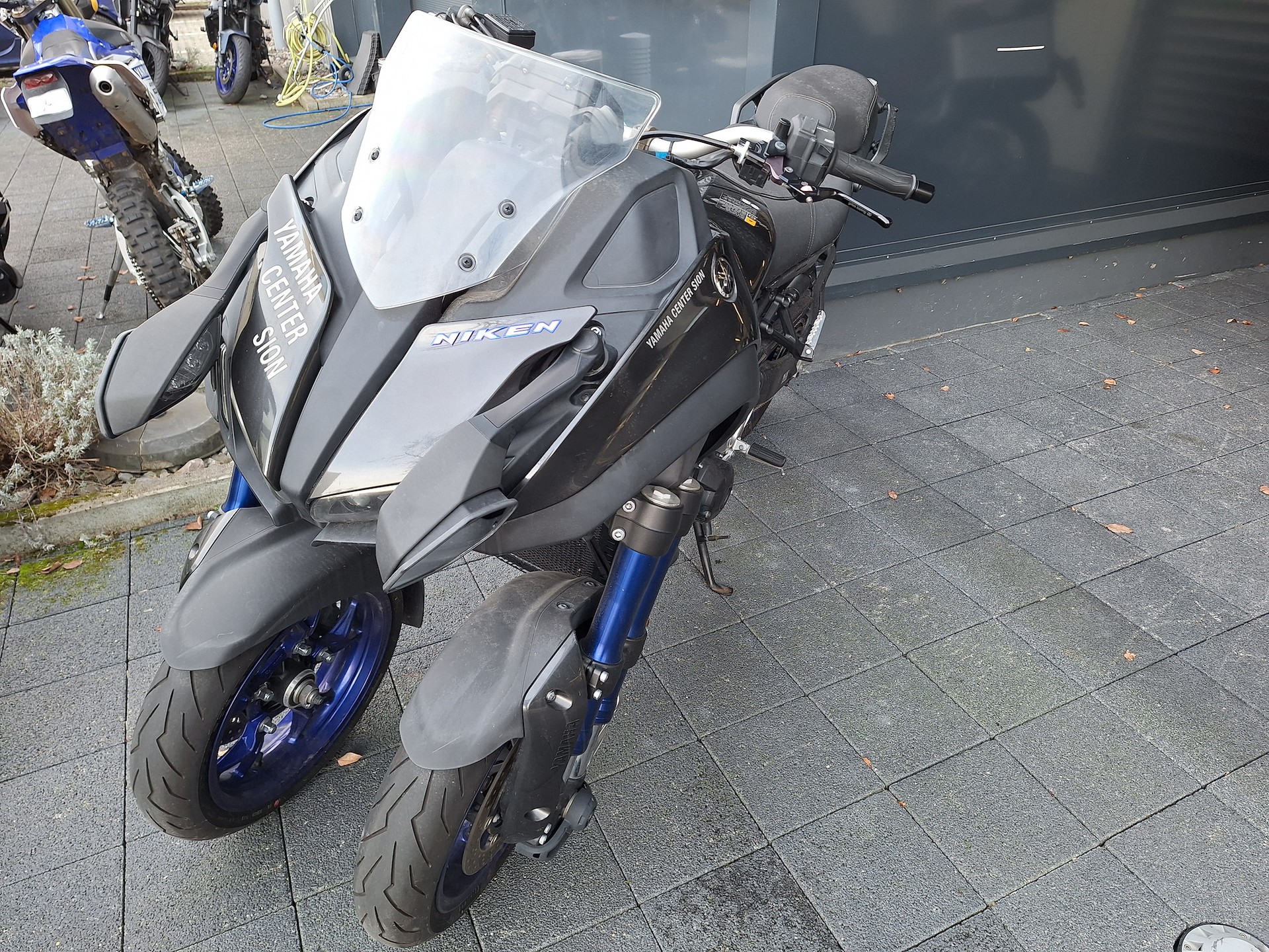 YAMAHA Niken-image-0