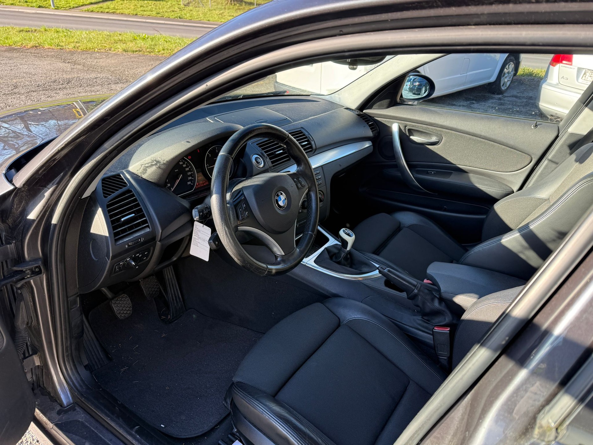 BMW 120d-image-8