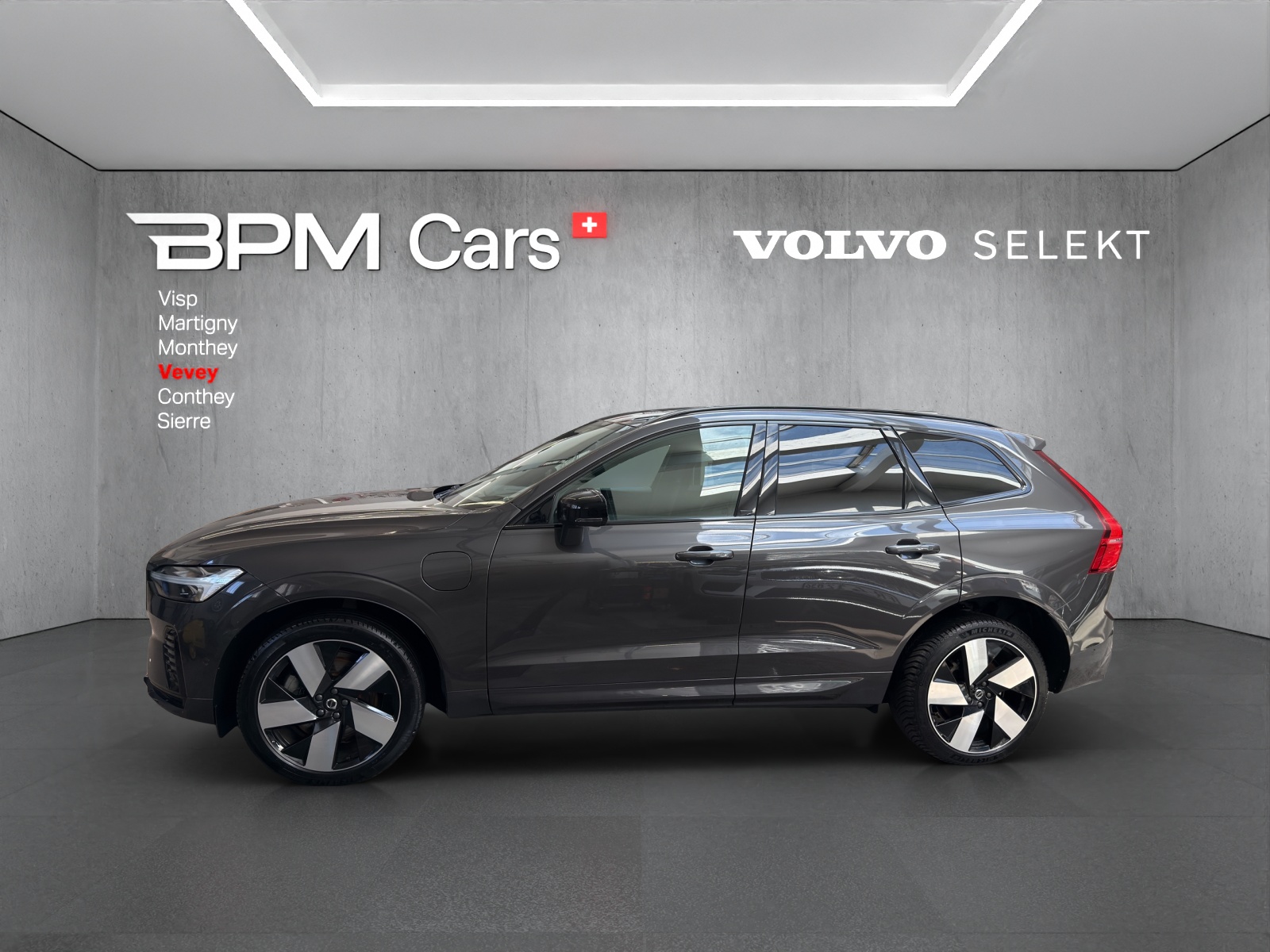 VOLVO XC60 T8 eAWD PluginHybrid Xcentric Geartronic-image-17