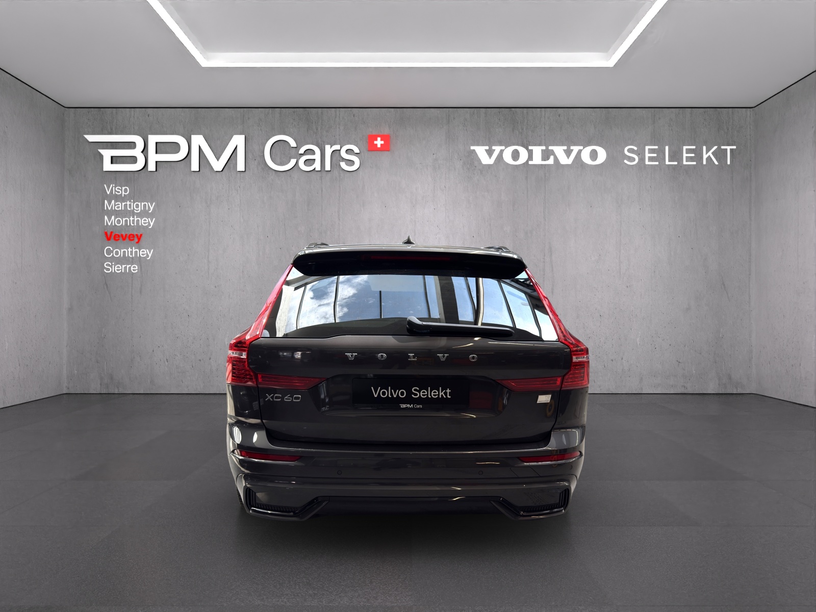 VOLVO XC60 T8 eAWD PluginHybrid Xcentric Geartronic-showroom-element-3