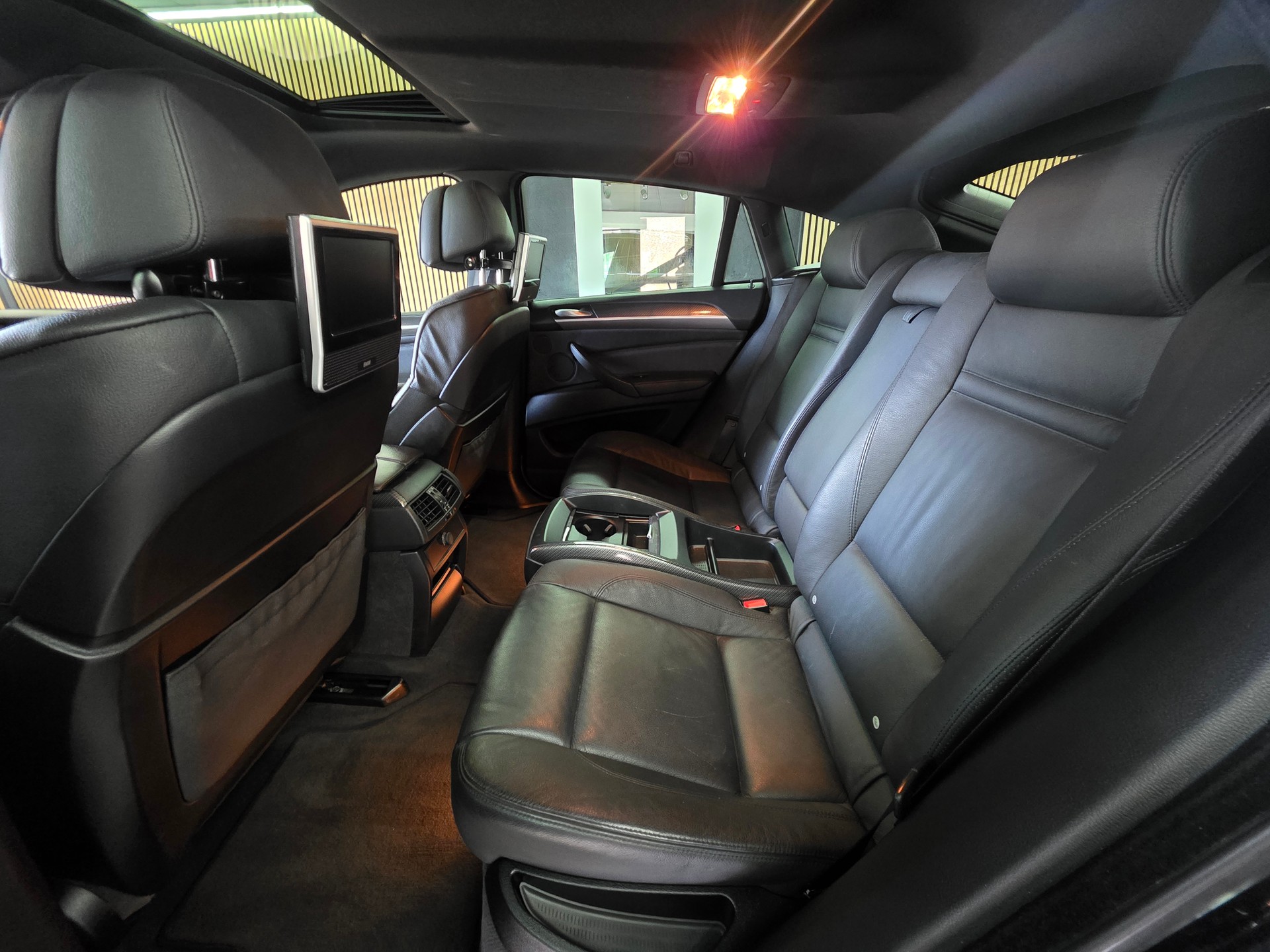 BMW X6 xDrive 35d Steptronic M-Sport Grau Satin Matt-image-16