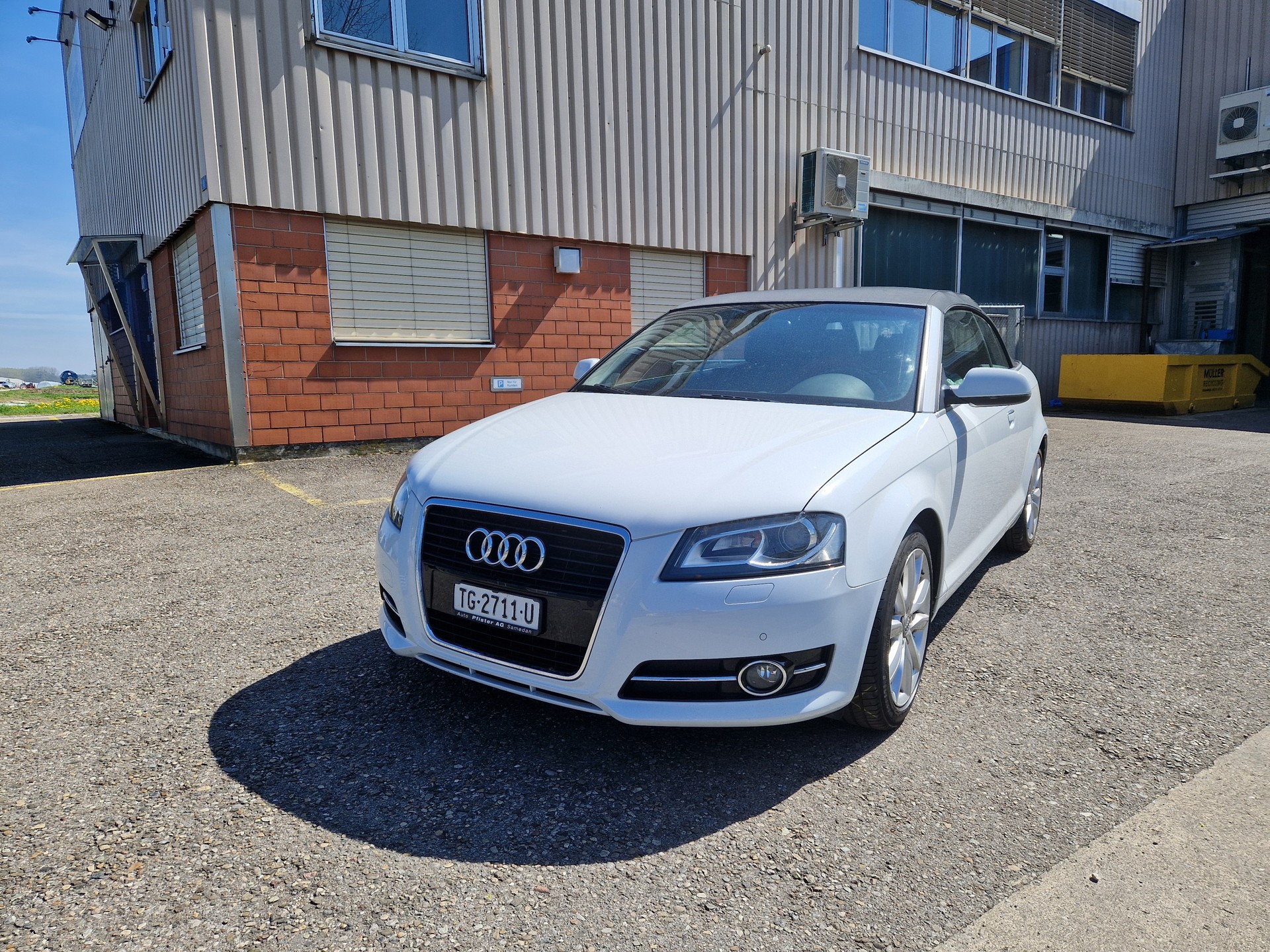 AUDI A3 Cabriolet 1.4 TFSI Attraction-image-14