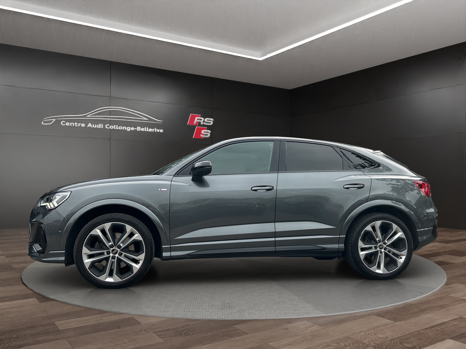AUDI Q3 Sportback 45 TFSI S line quattro S-tronic-showroom-element-2