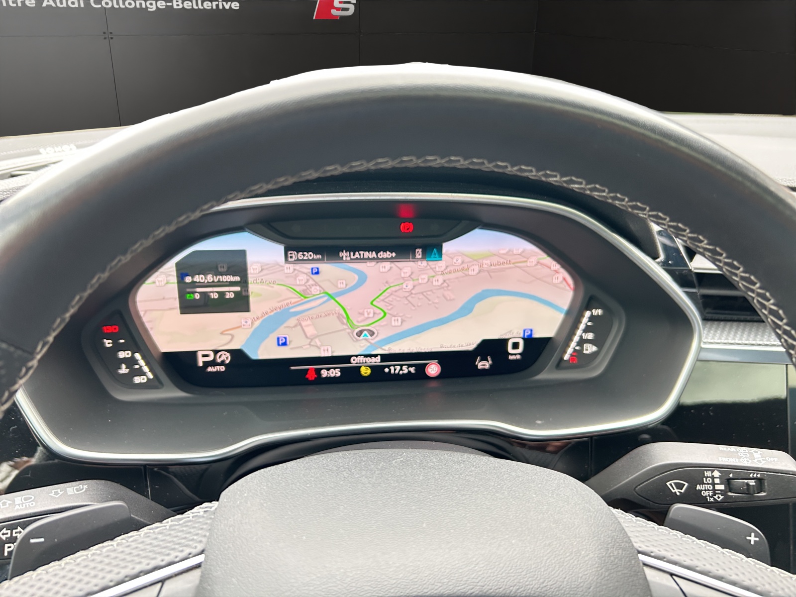 AUDI Q3 Sportback 45 TFSI S line quattro S-tronic-image-10