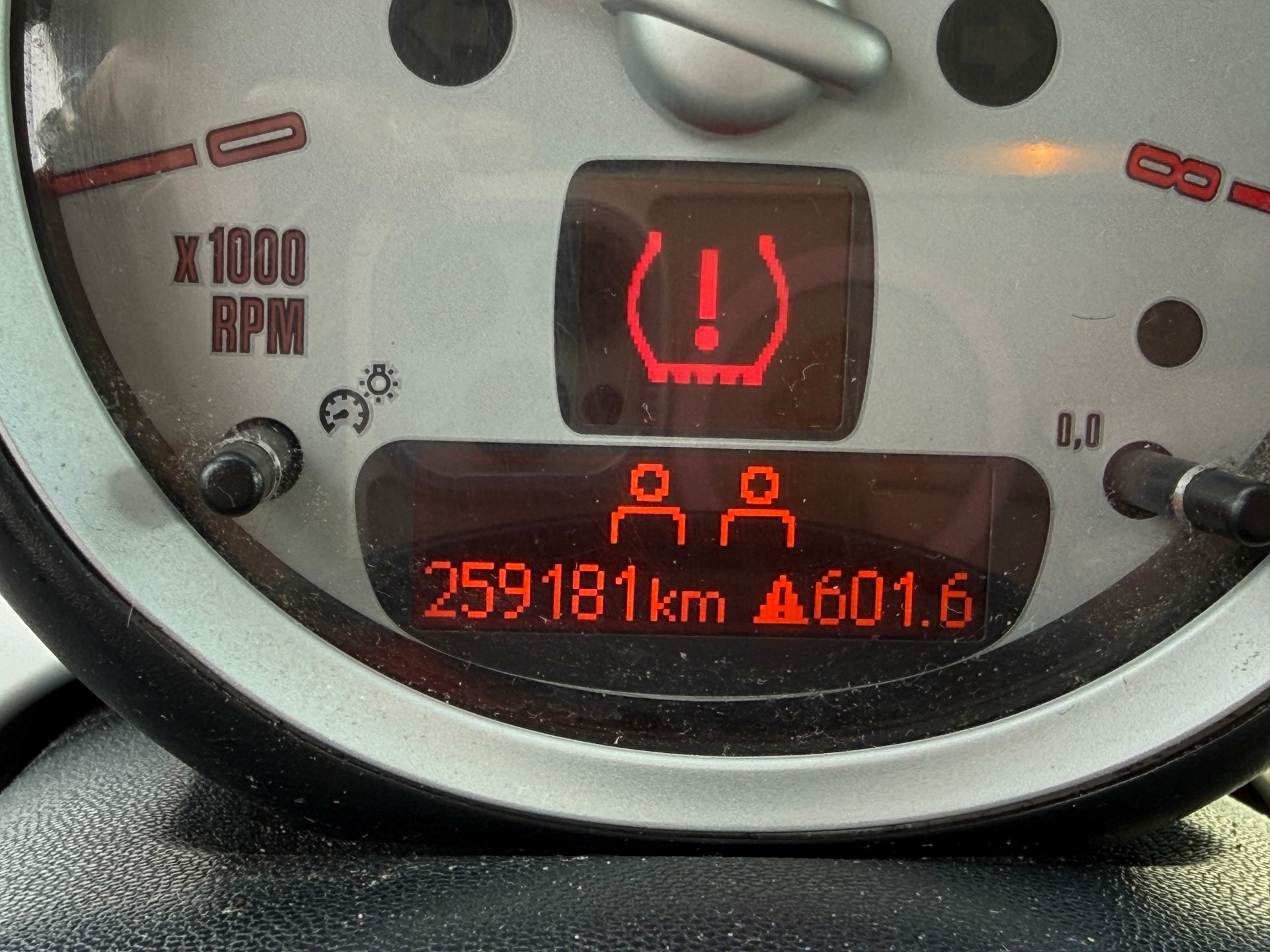 MINI Cooper-image-5