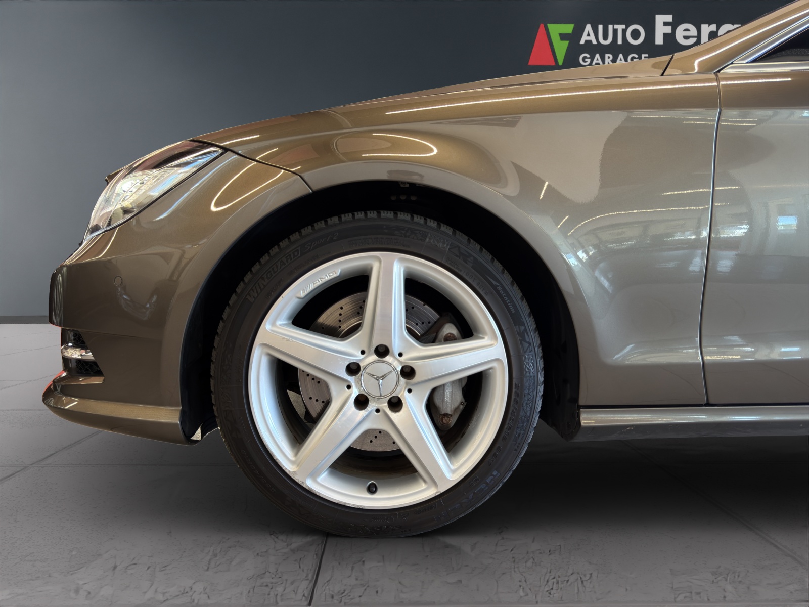 MERCEDES-BENZ CLS Shooting Brake 350 CDI 4Matic 7G-Tronic-image-16