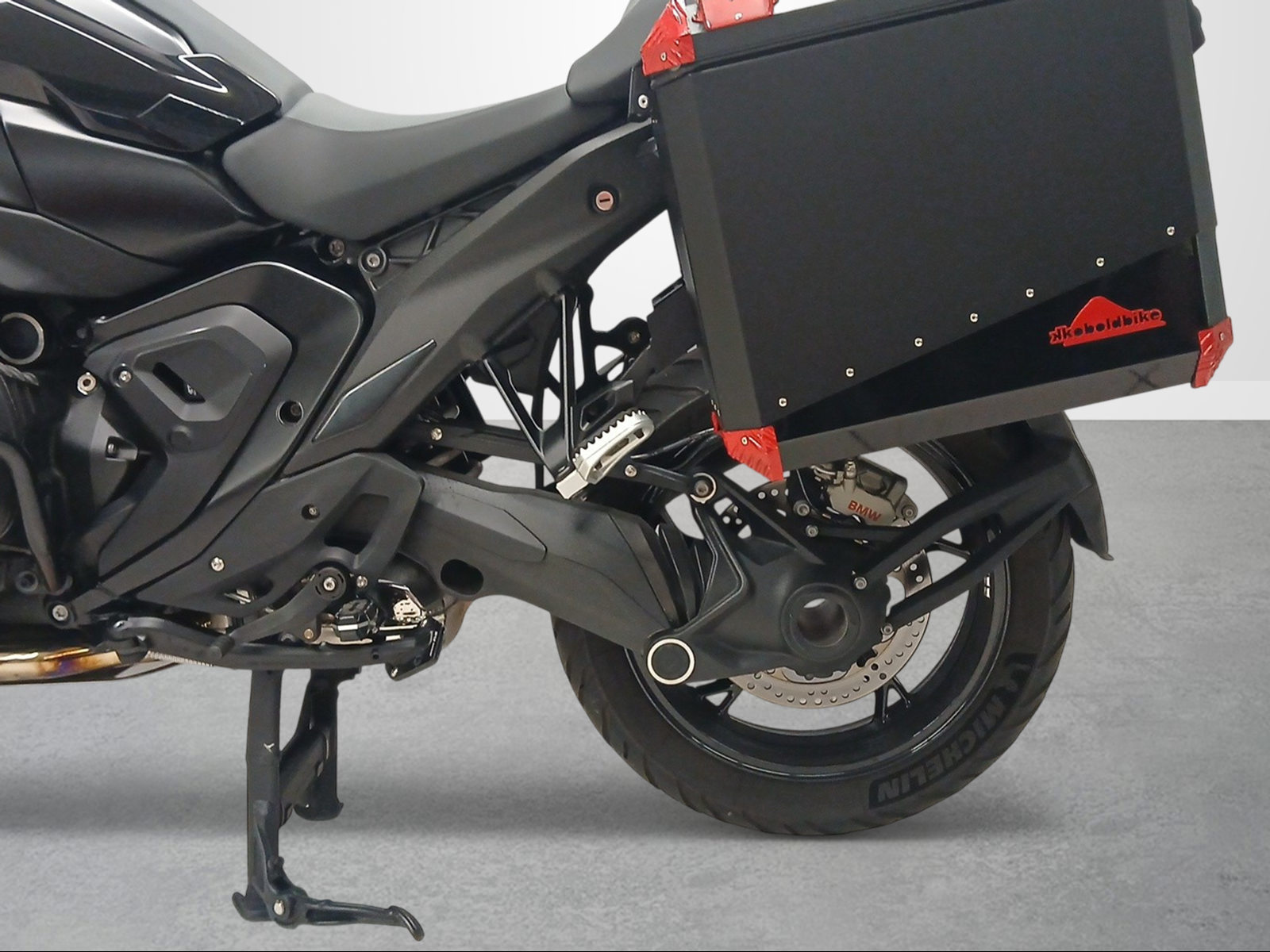 BMW R 1300 GS-image-11