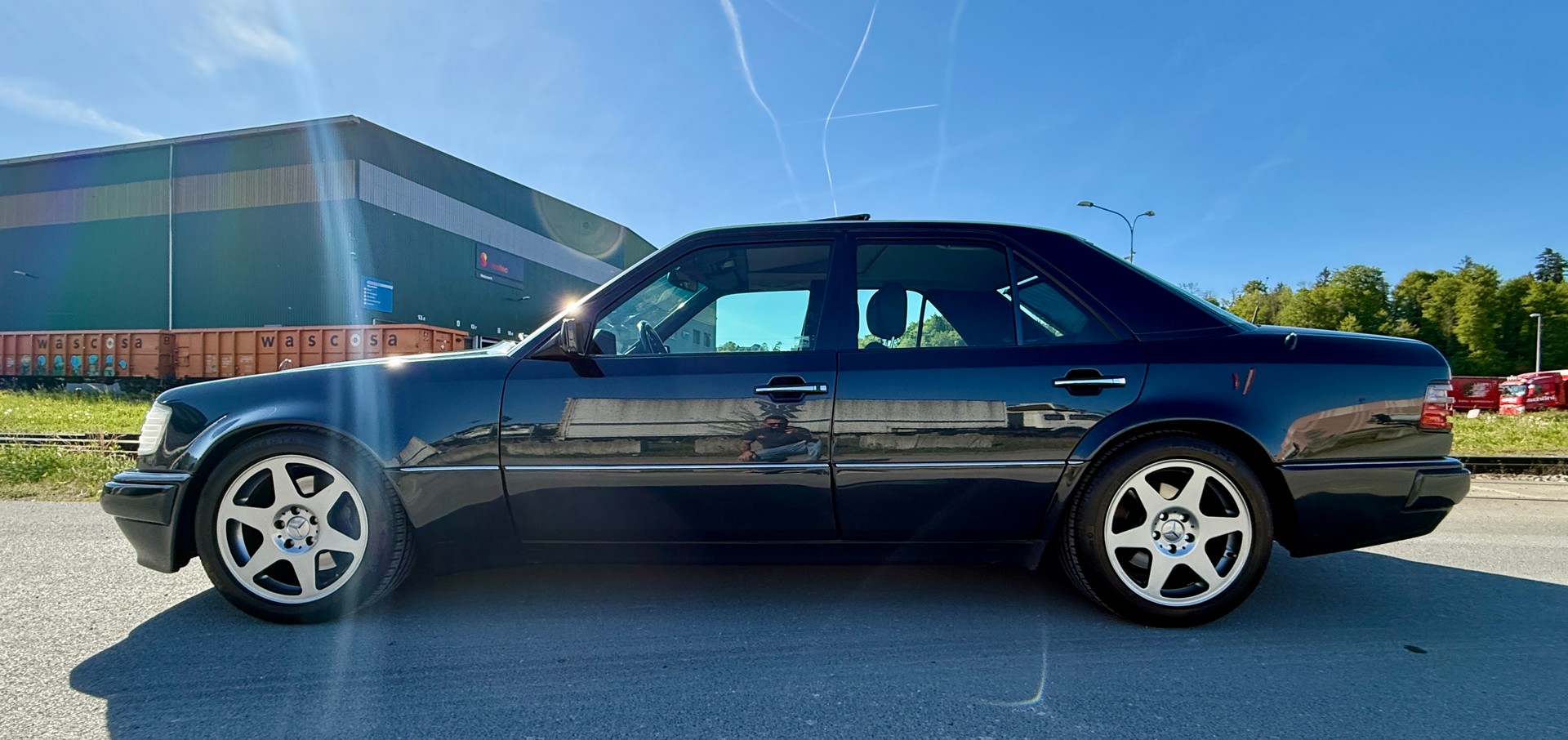 MERCEDES-BENZ E 500 Limited Automatic-image-2