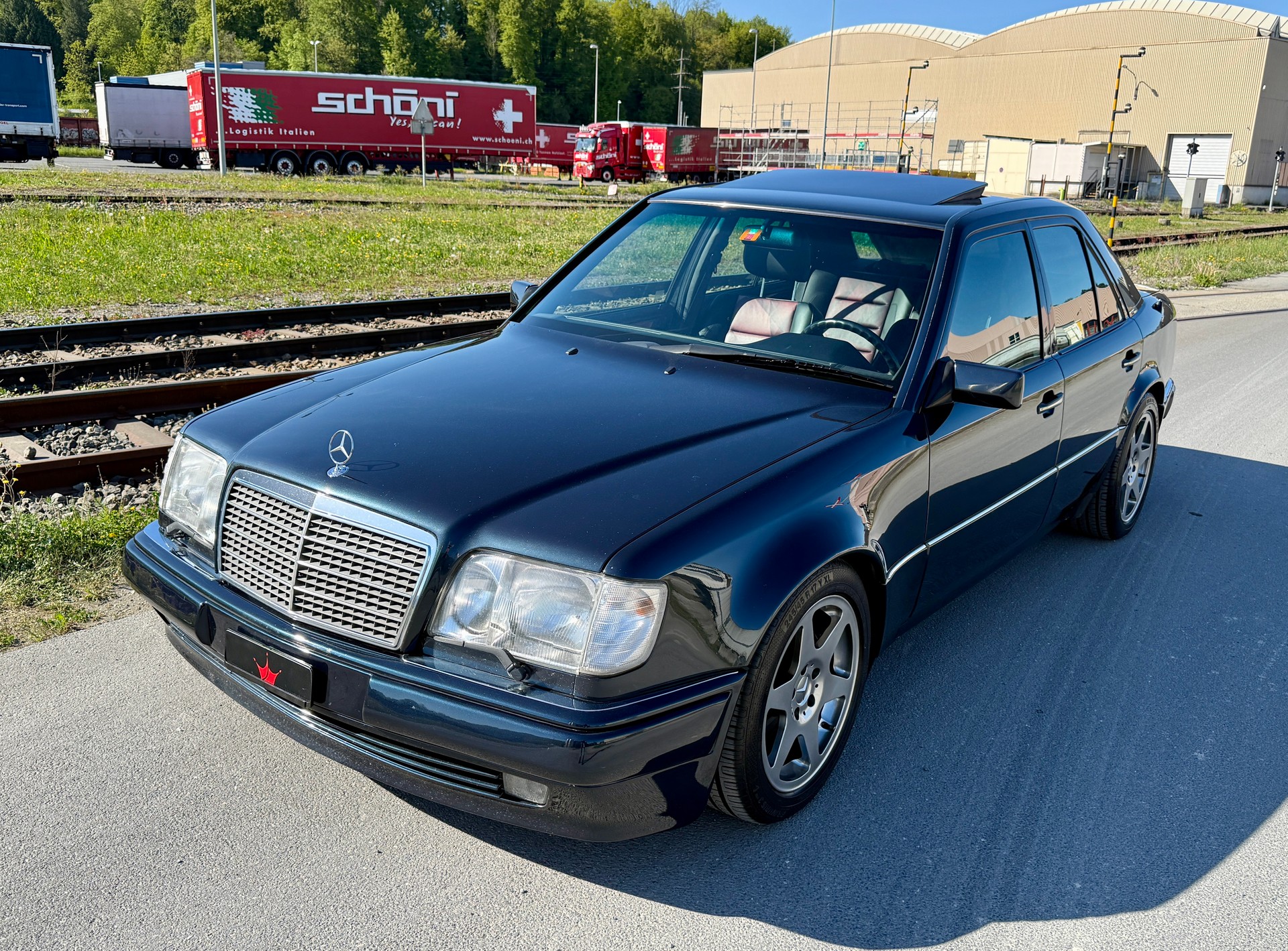 MERCEDES-BENZ E 500 Limited Automatic-image-1