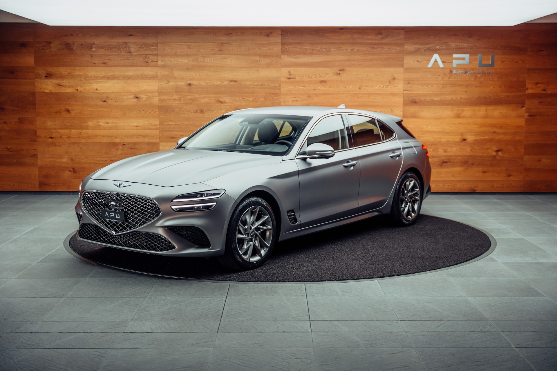 GENESIS G70 Shooting Brake 2.2 CRDI Sport AT8 AWD-showroom-element-3